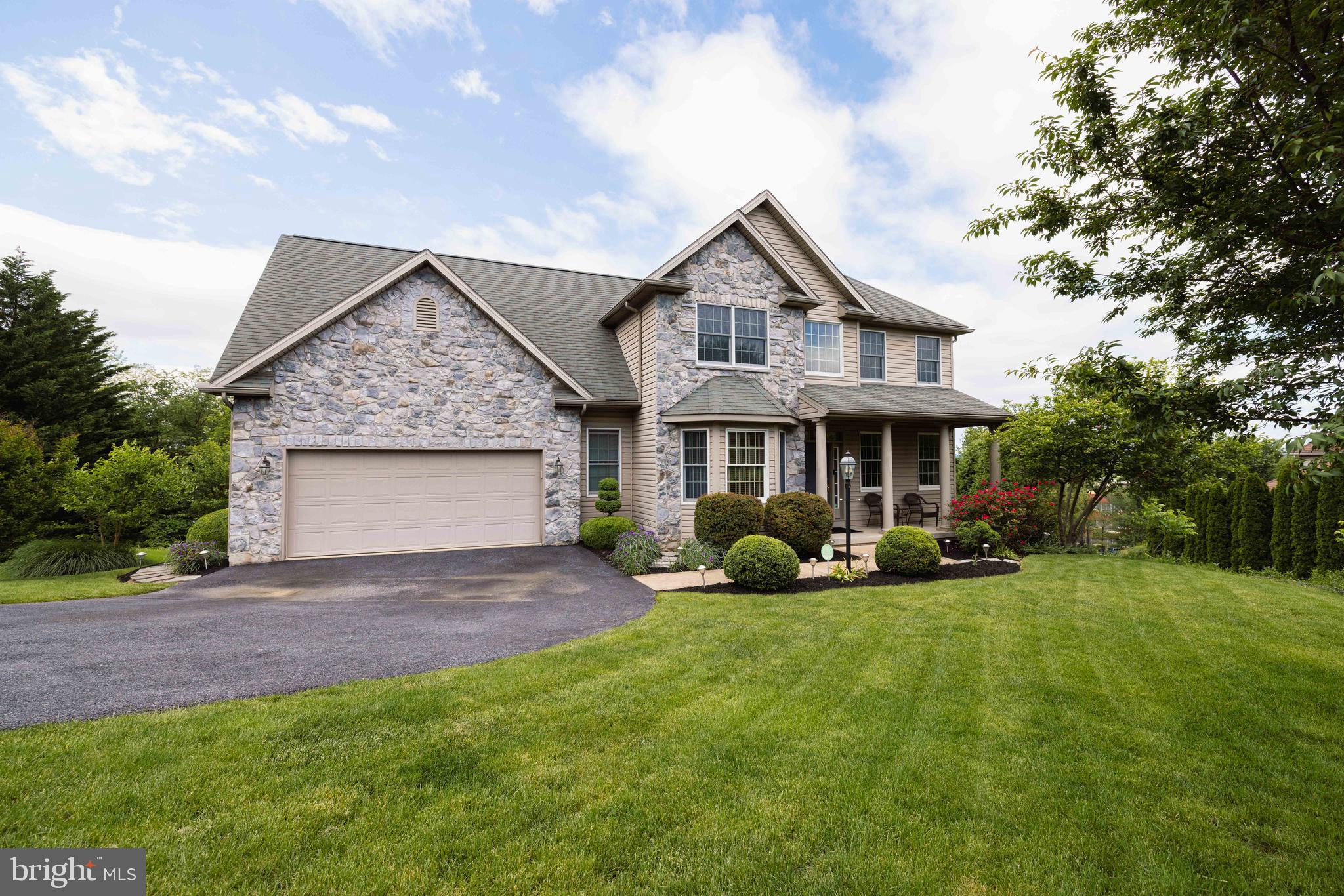 5110 MAPLE LEAF COURT