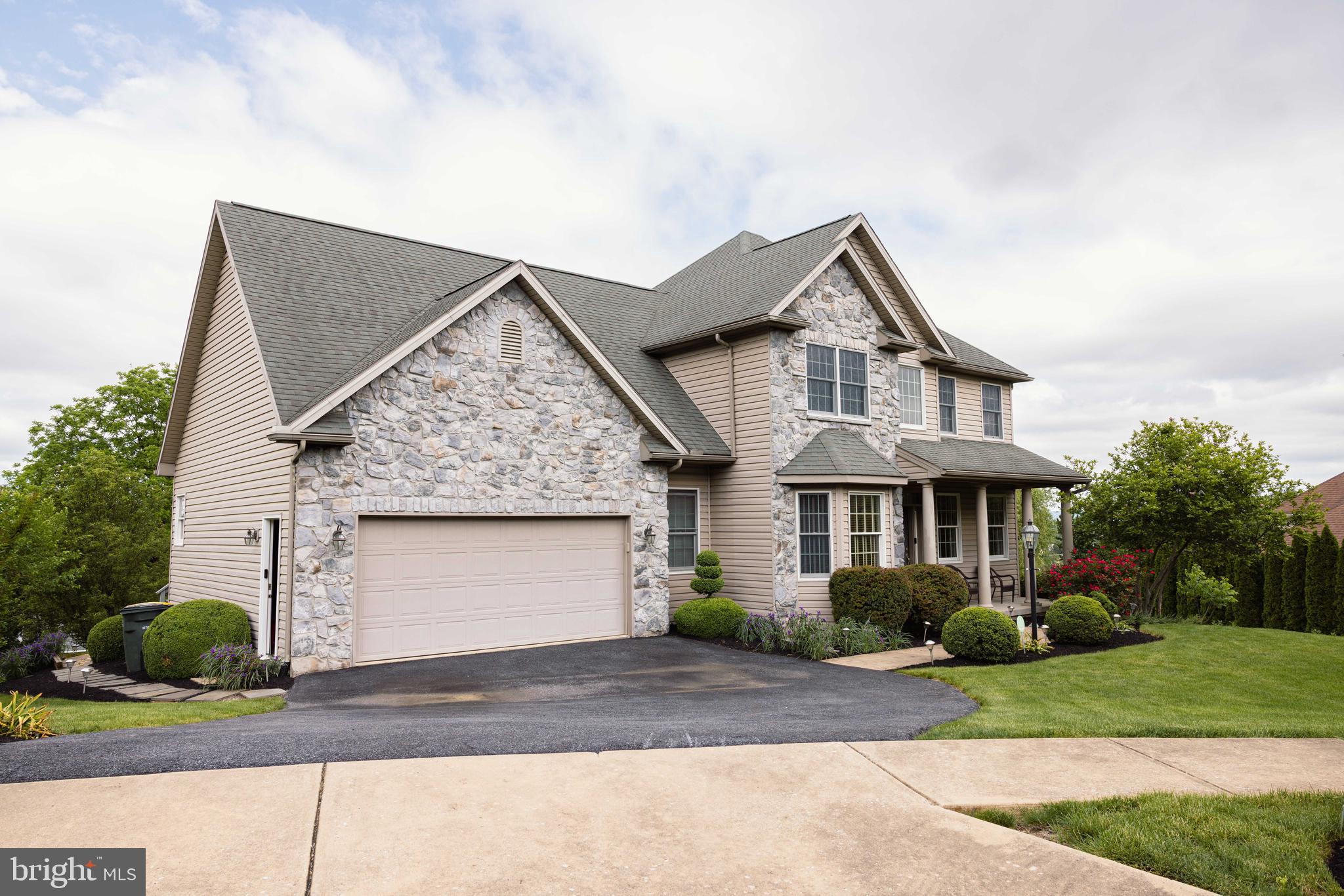 5110 MAPLE LEAF COURT