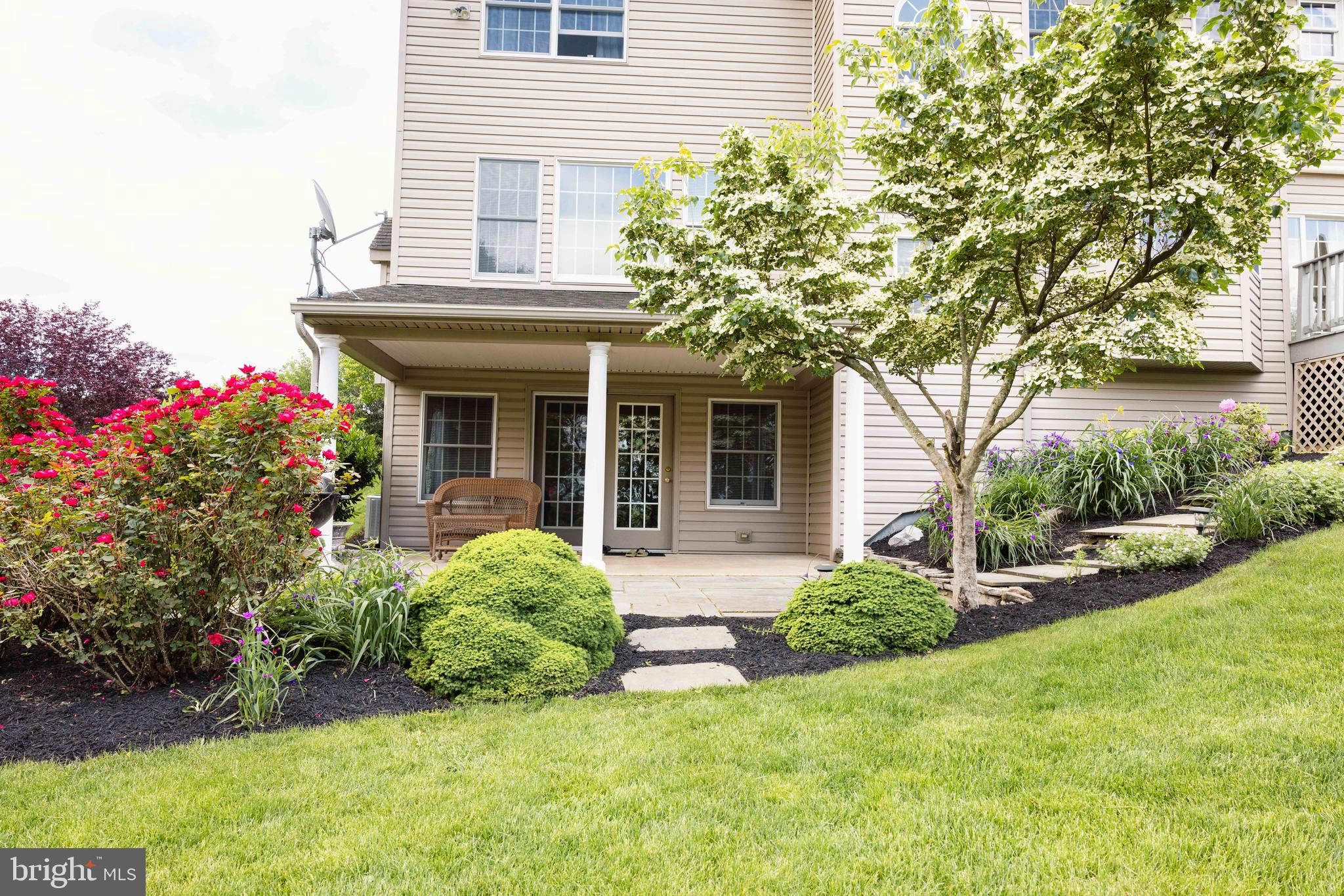 5110 MAPLE LEAF COURT