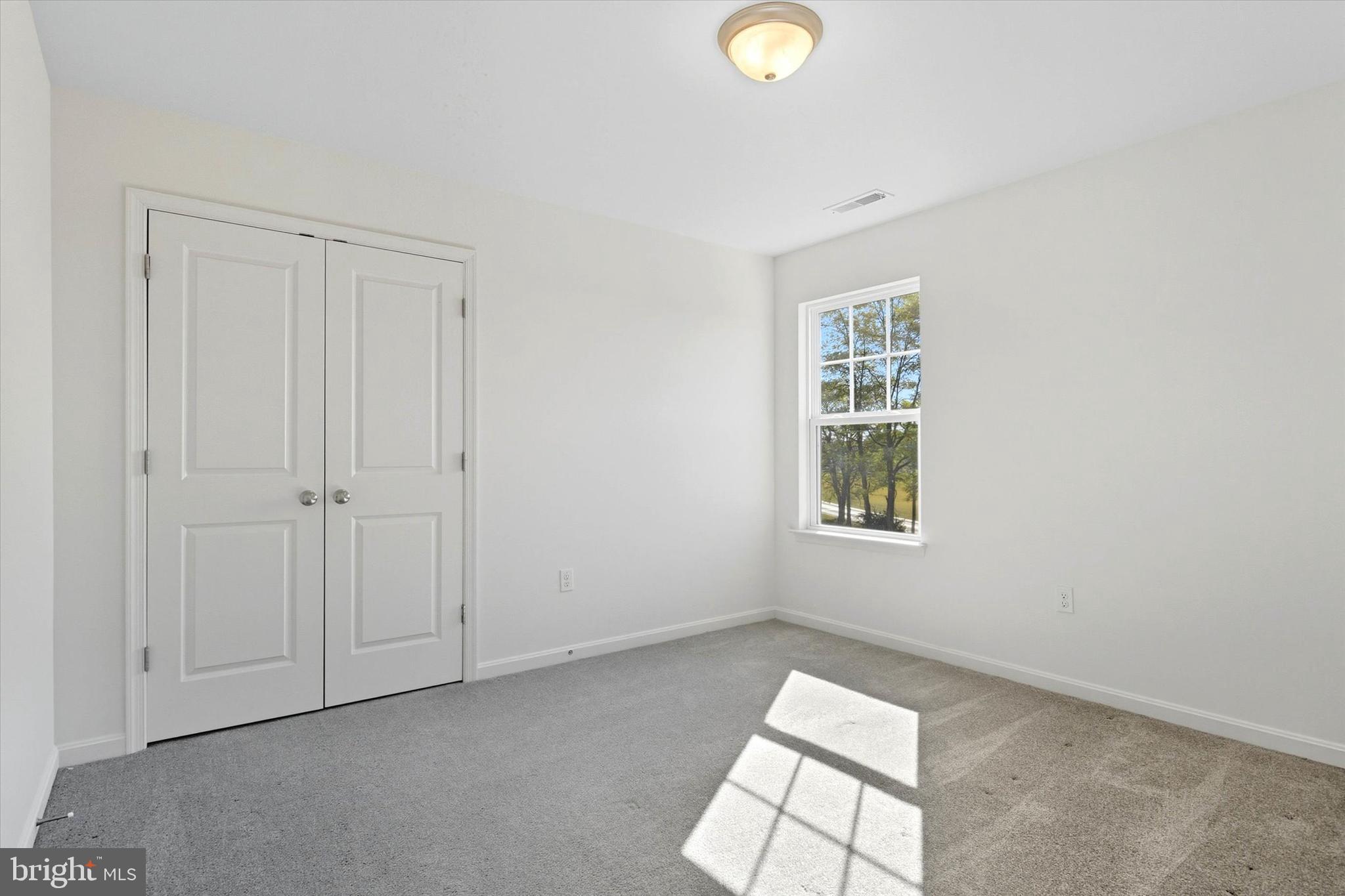 77 BENNINGTON WAY