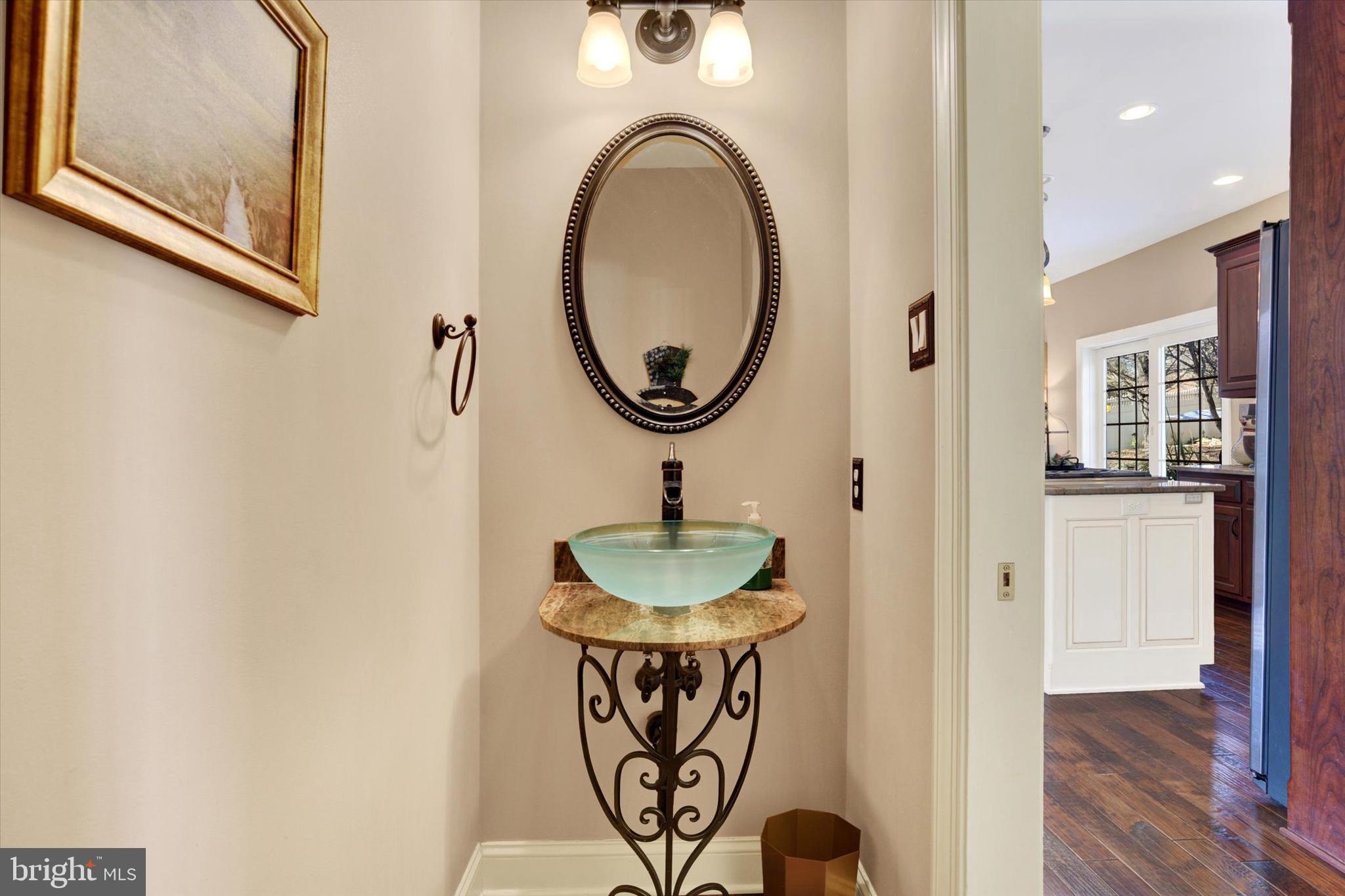 1803 SILVER PINE CIRCLE