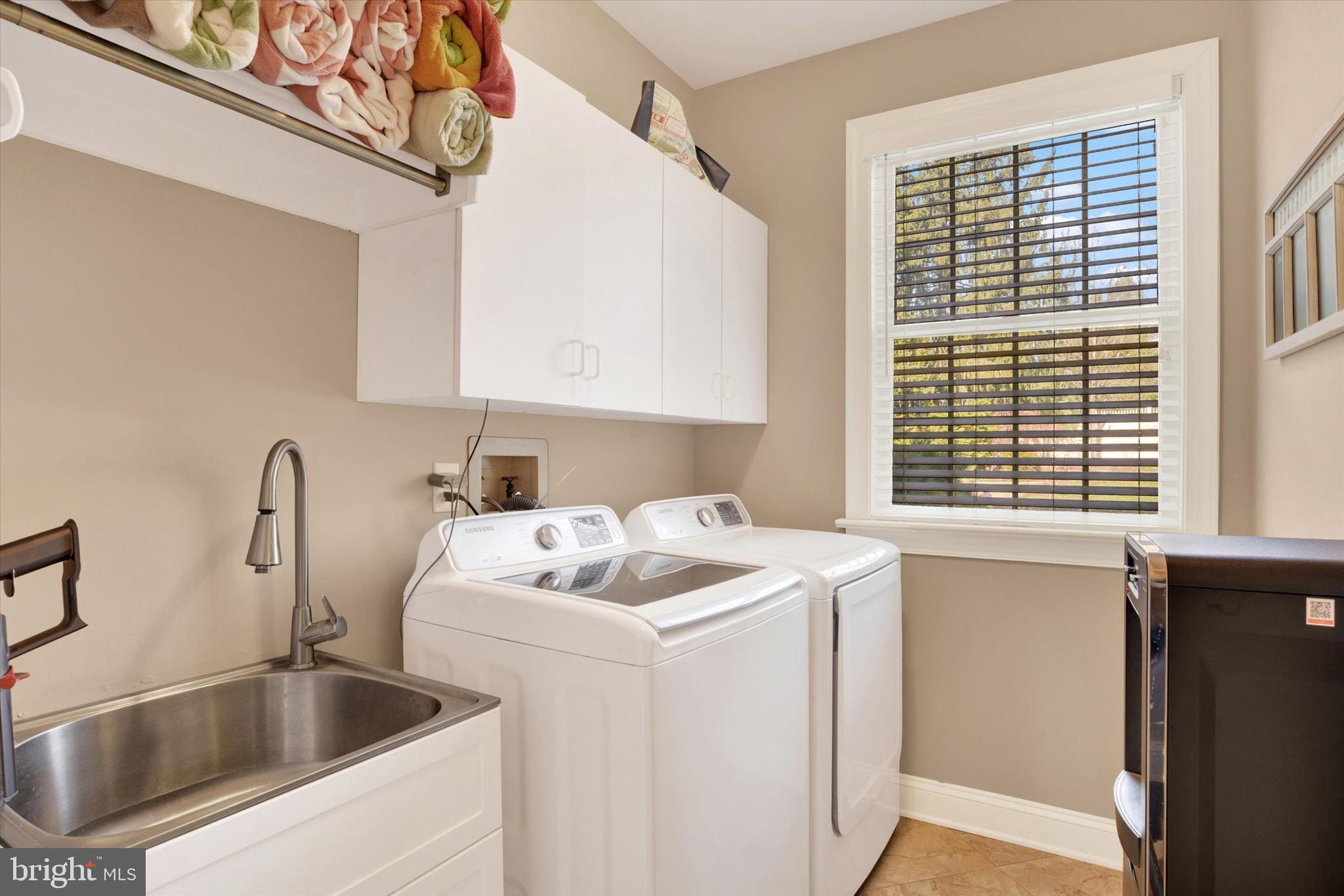1803 SILVER PINE CIRCLE