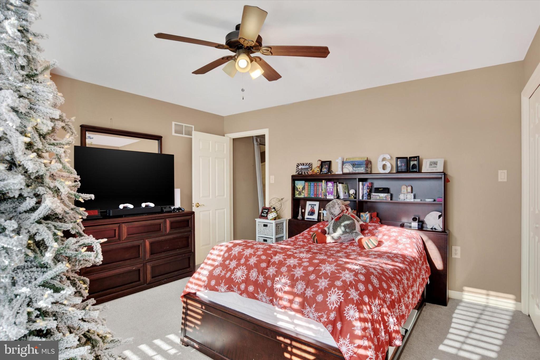 1803 SILVER PINE CIRCLE