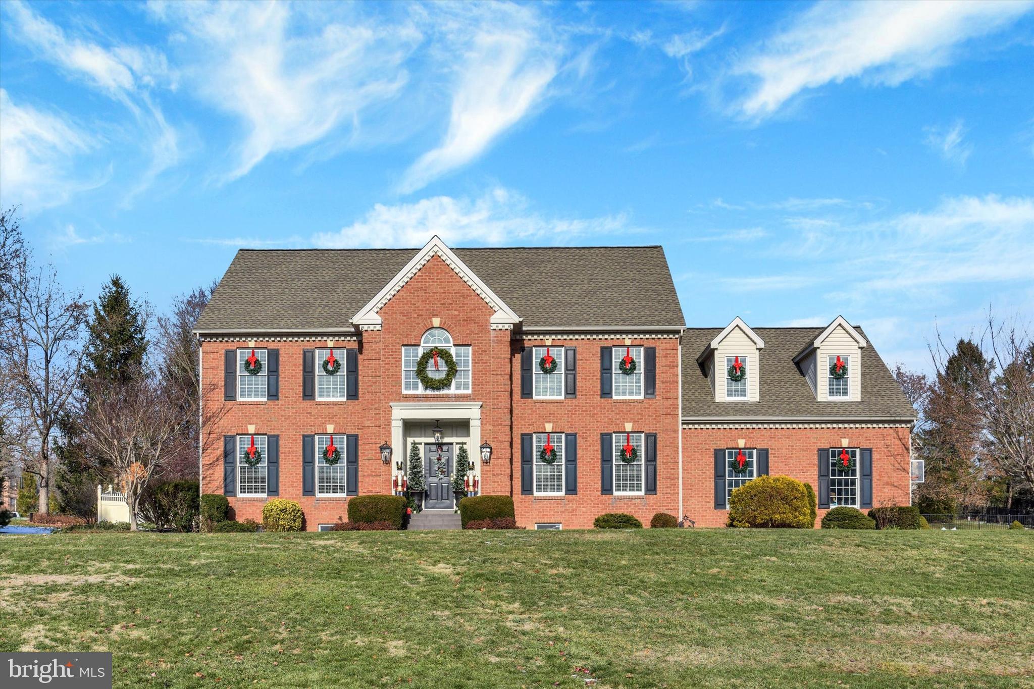 1803 SILVER PINE CIRCLE