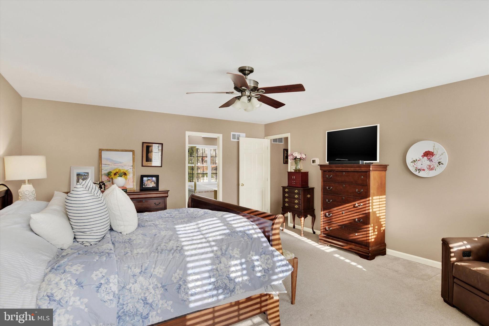 1803 SILVER PINE CIRCLE