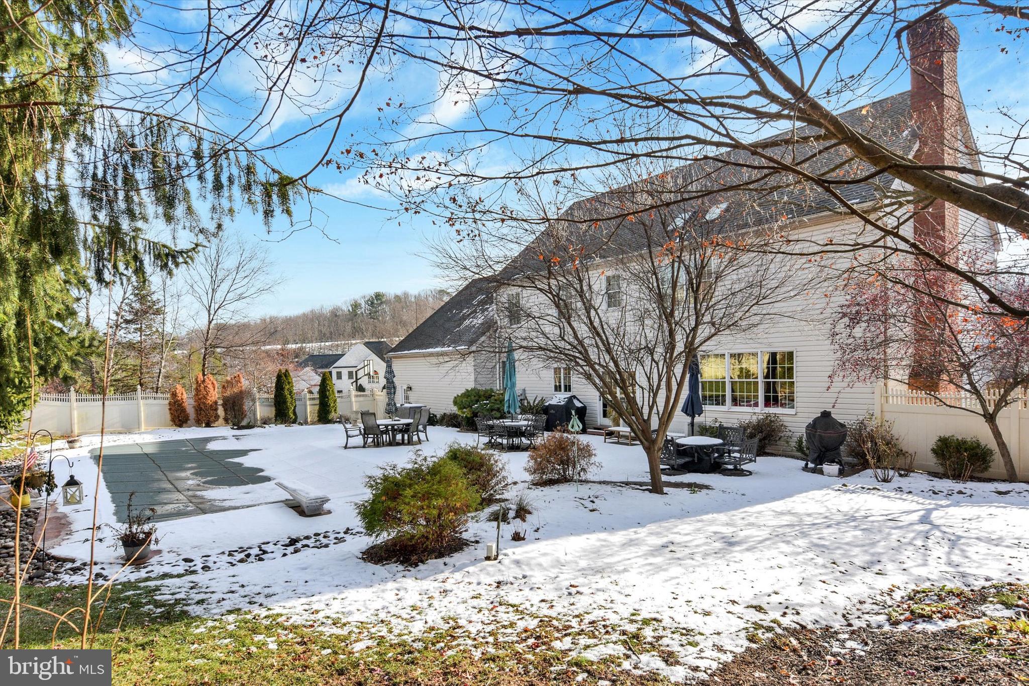 1803 SILVER PINE CIRCLE