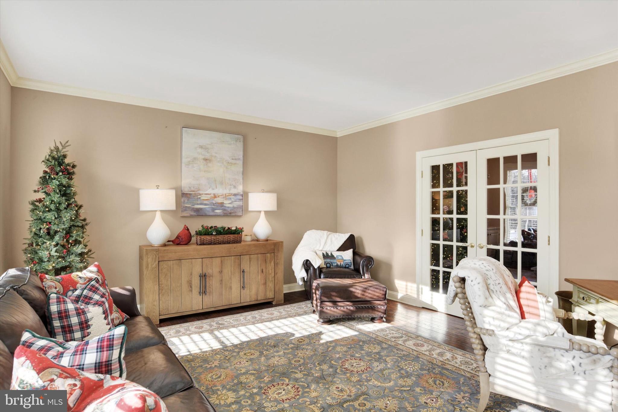 1803 SILVER PINE CIRCLE