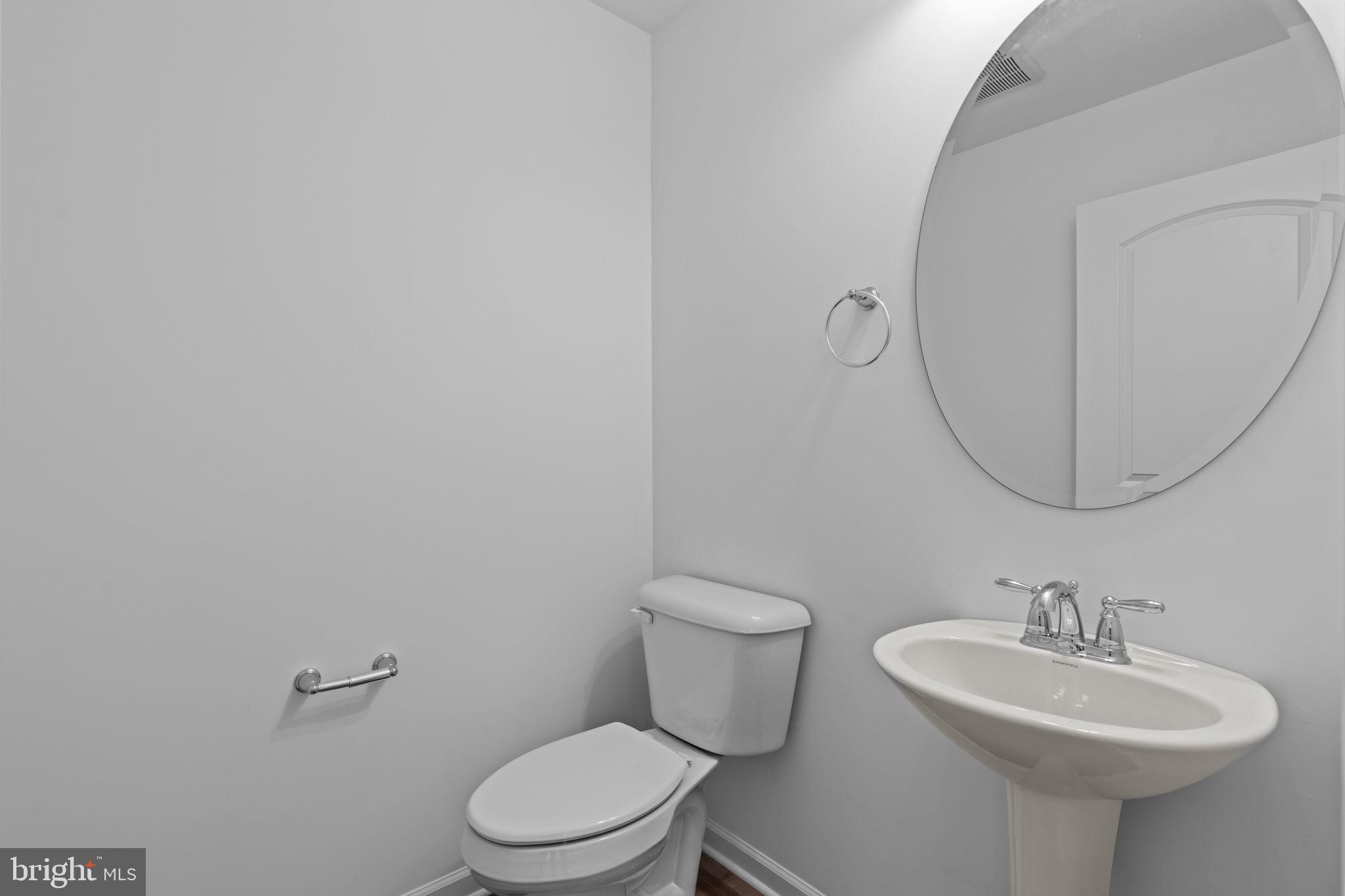 156 High Pointe Dr #19