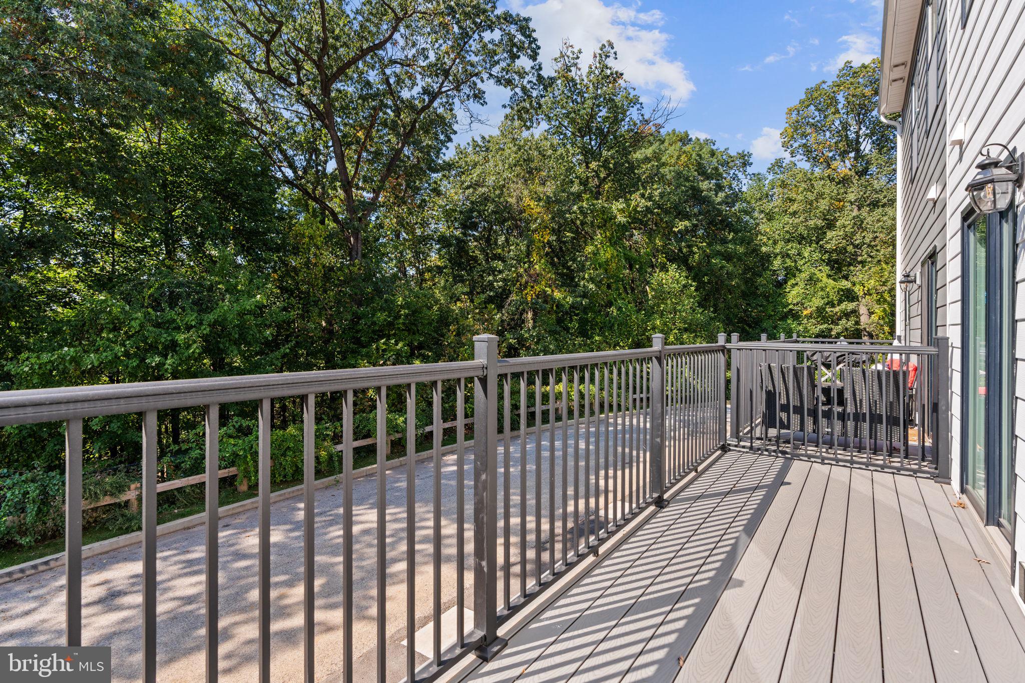 156 High Pointe Dr #19