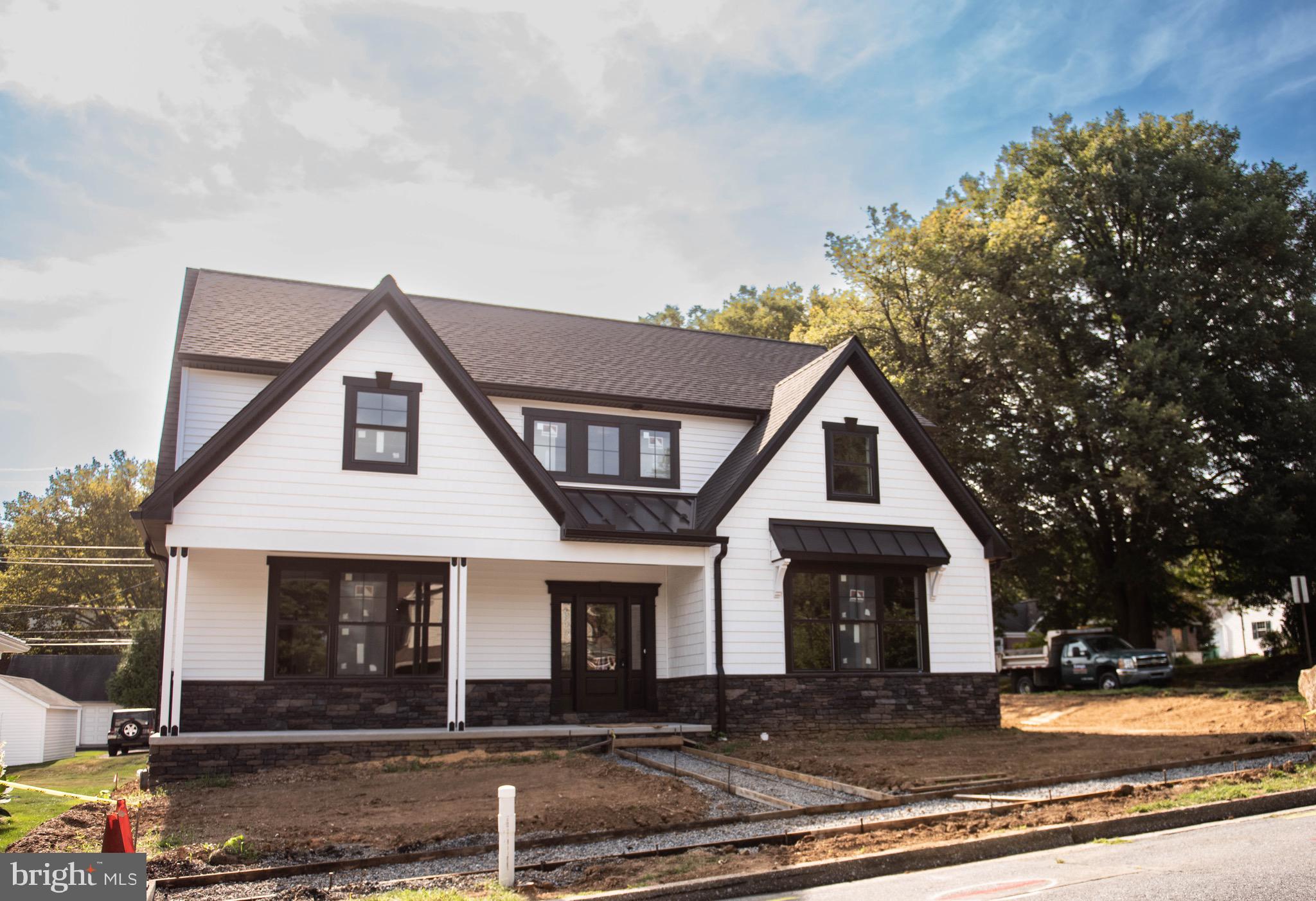 56 Maple Ave