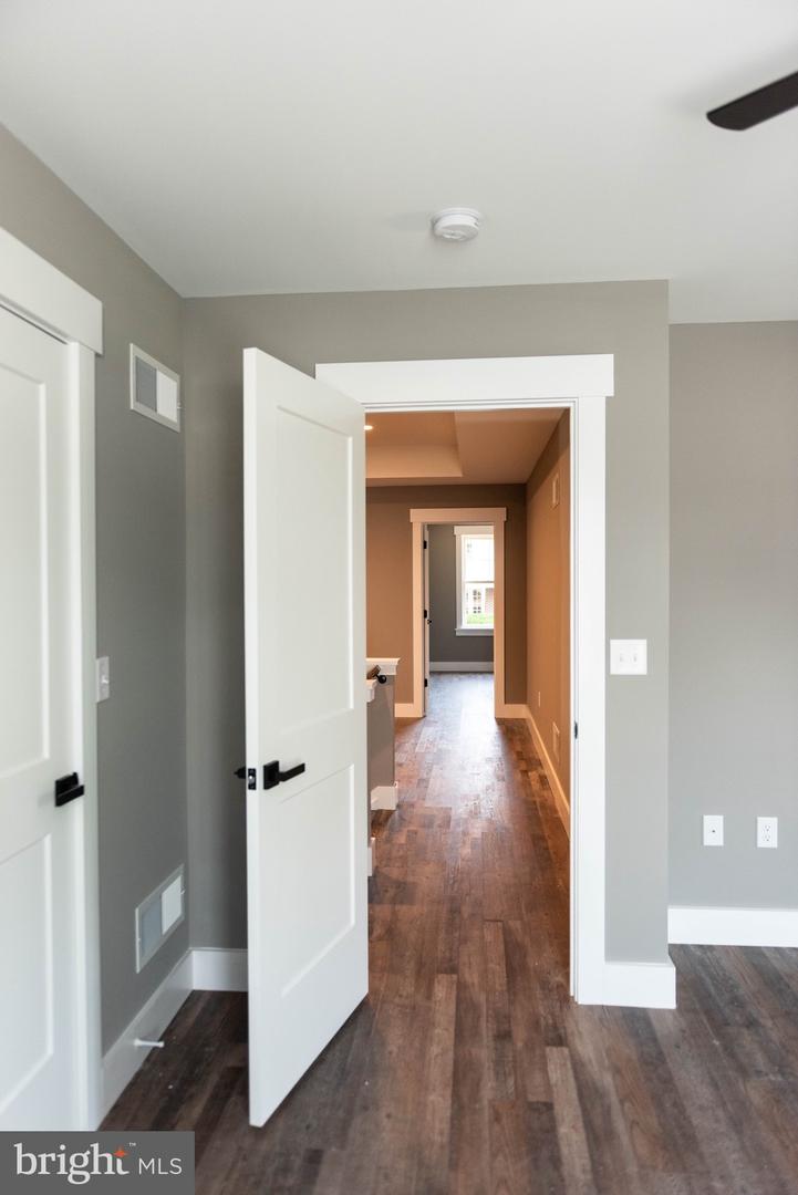 56 Maple Ave