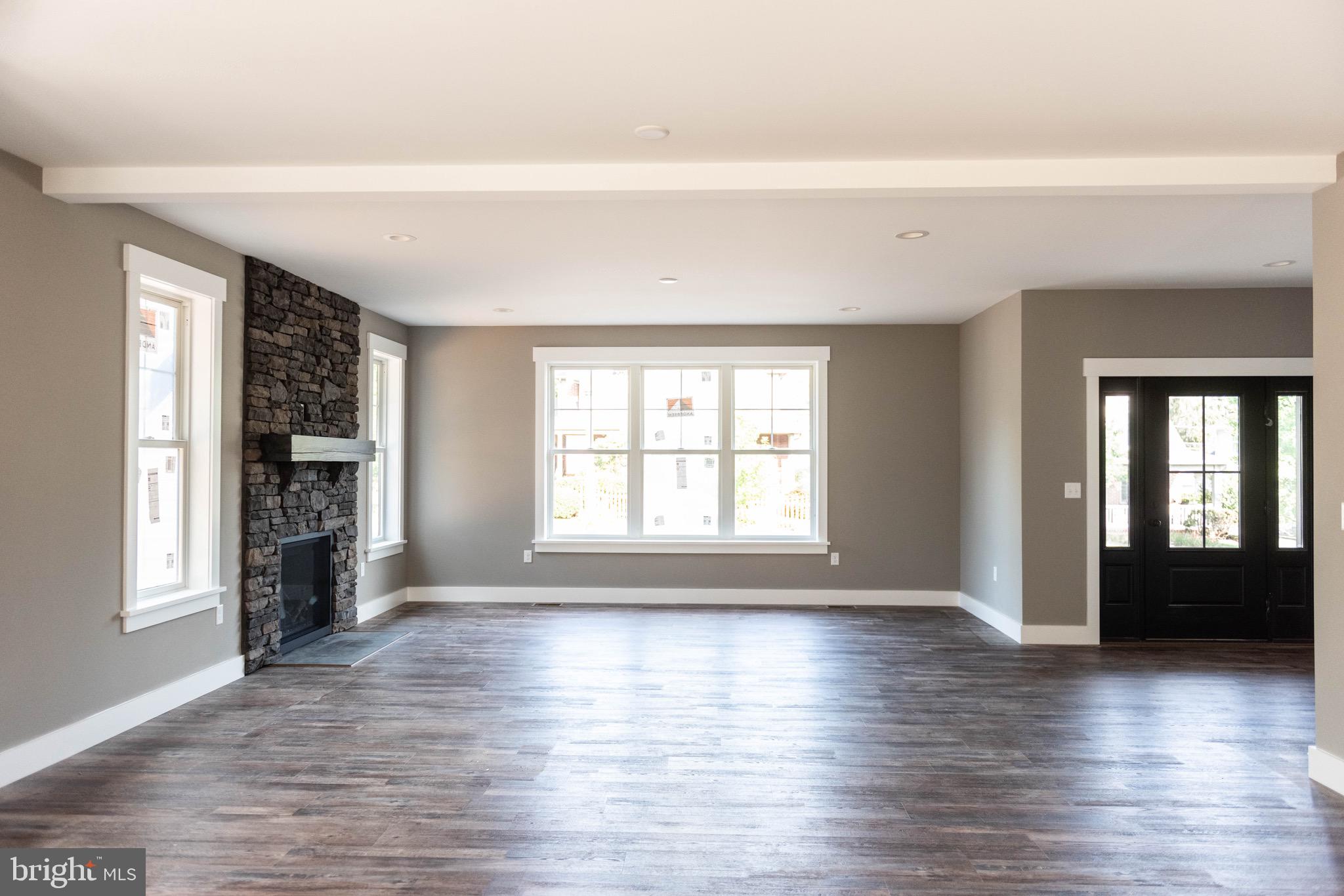56 Maple Ave