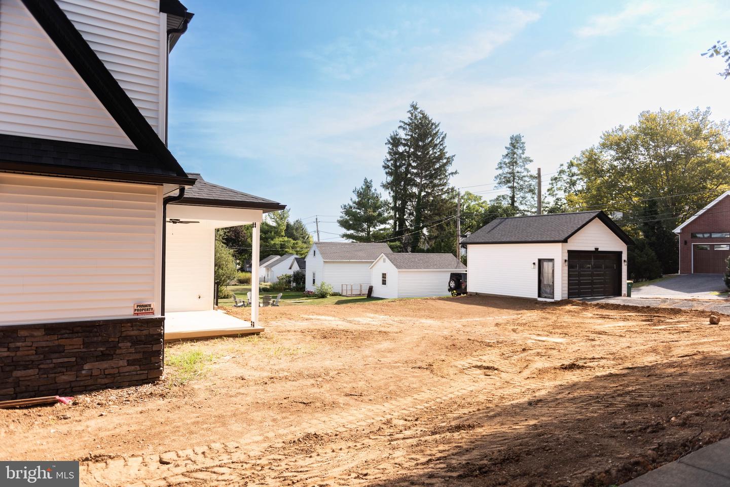 56 Maple Ave