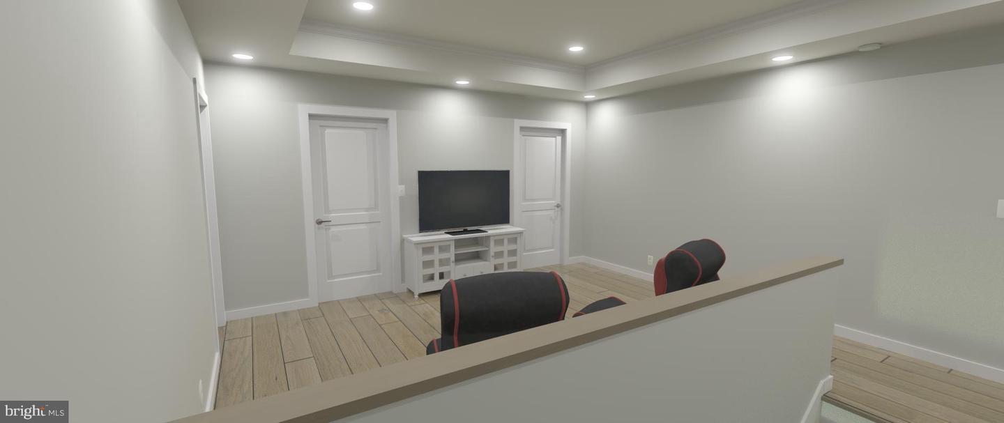 56 Maple Ave