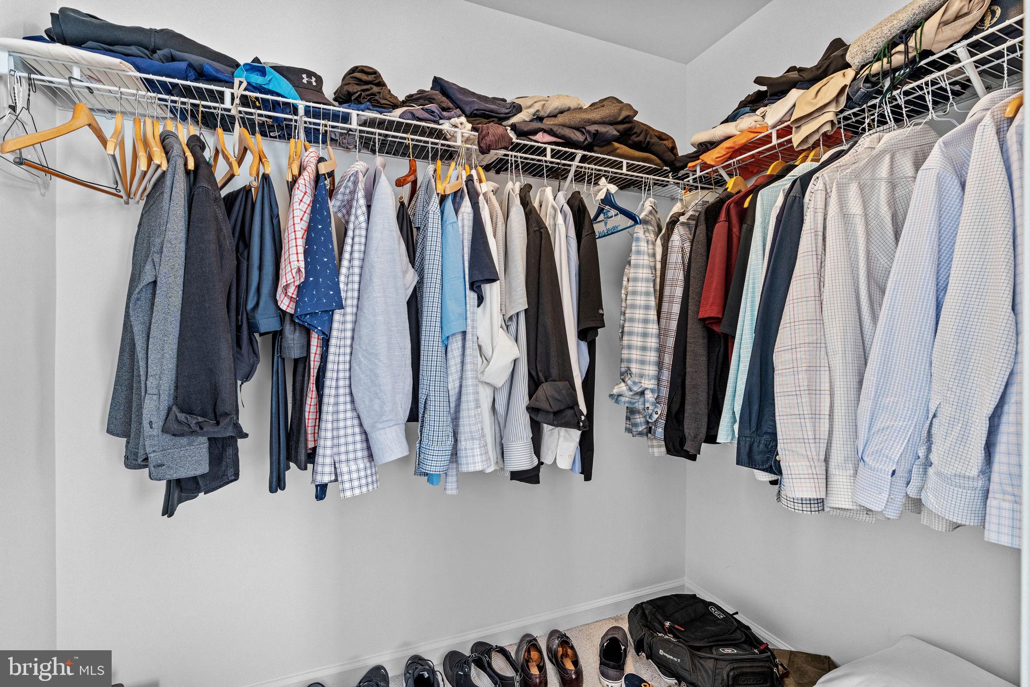 159 High Pointe Dr #16