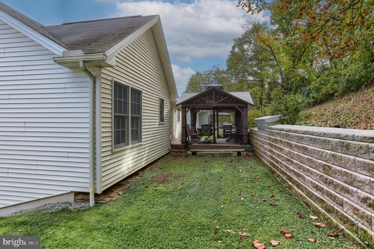 21 Sweet Arrow Dr