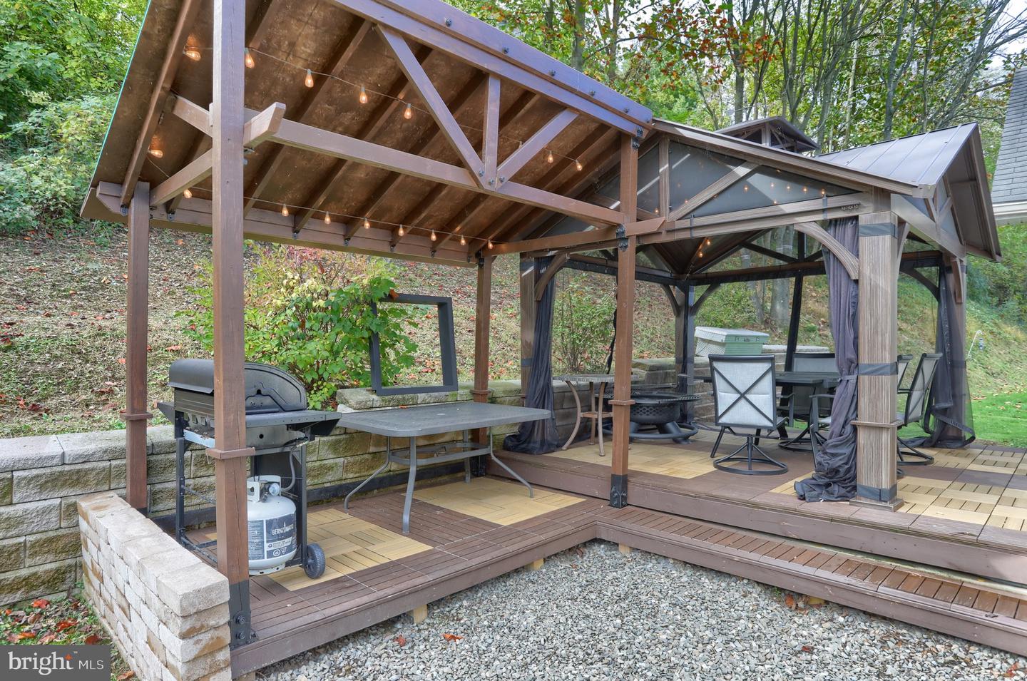 21 Sweet Arrow Dr