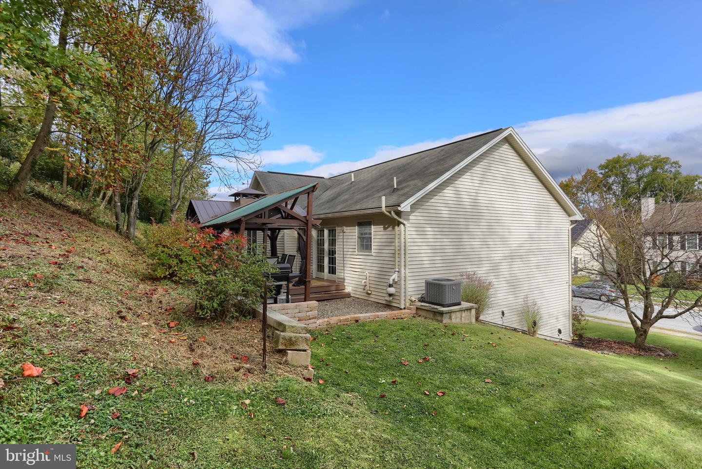 21 Sweet Arrow Dr