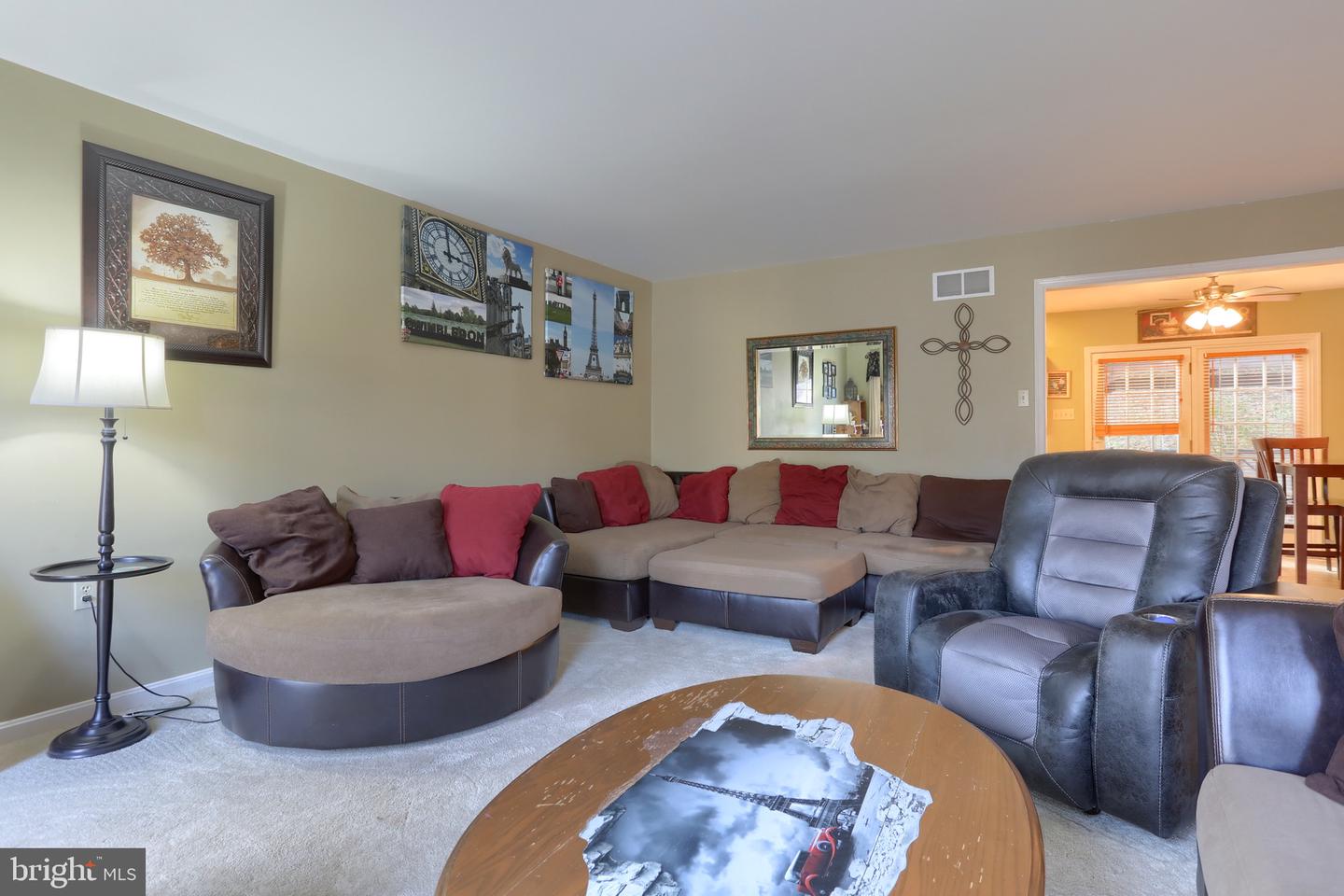 21 Sweet Arrow Dr