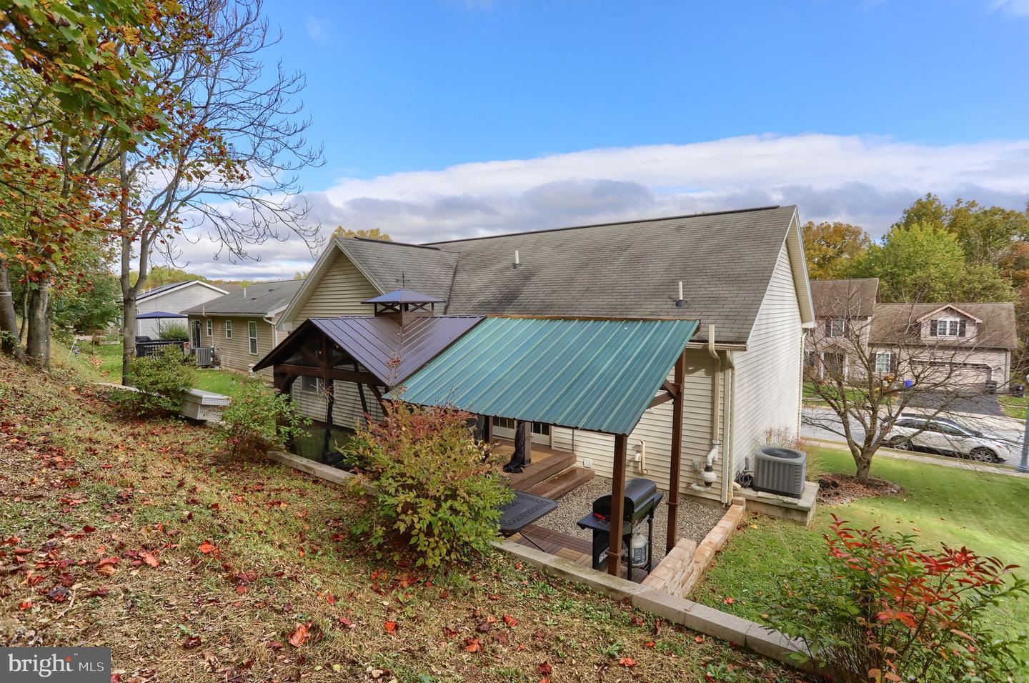 21 Sweet Arrow Dr