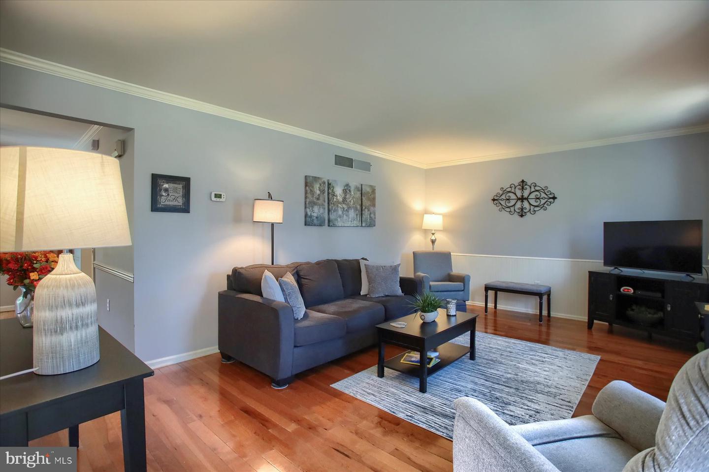 955 Clifton Heights Rd