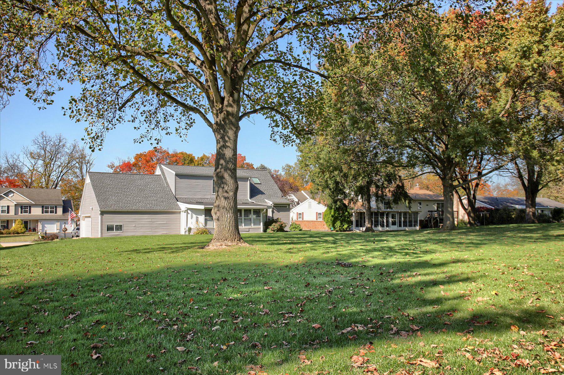 955 Clifton Heights Rd