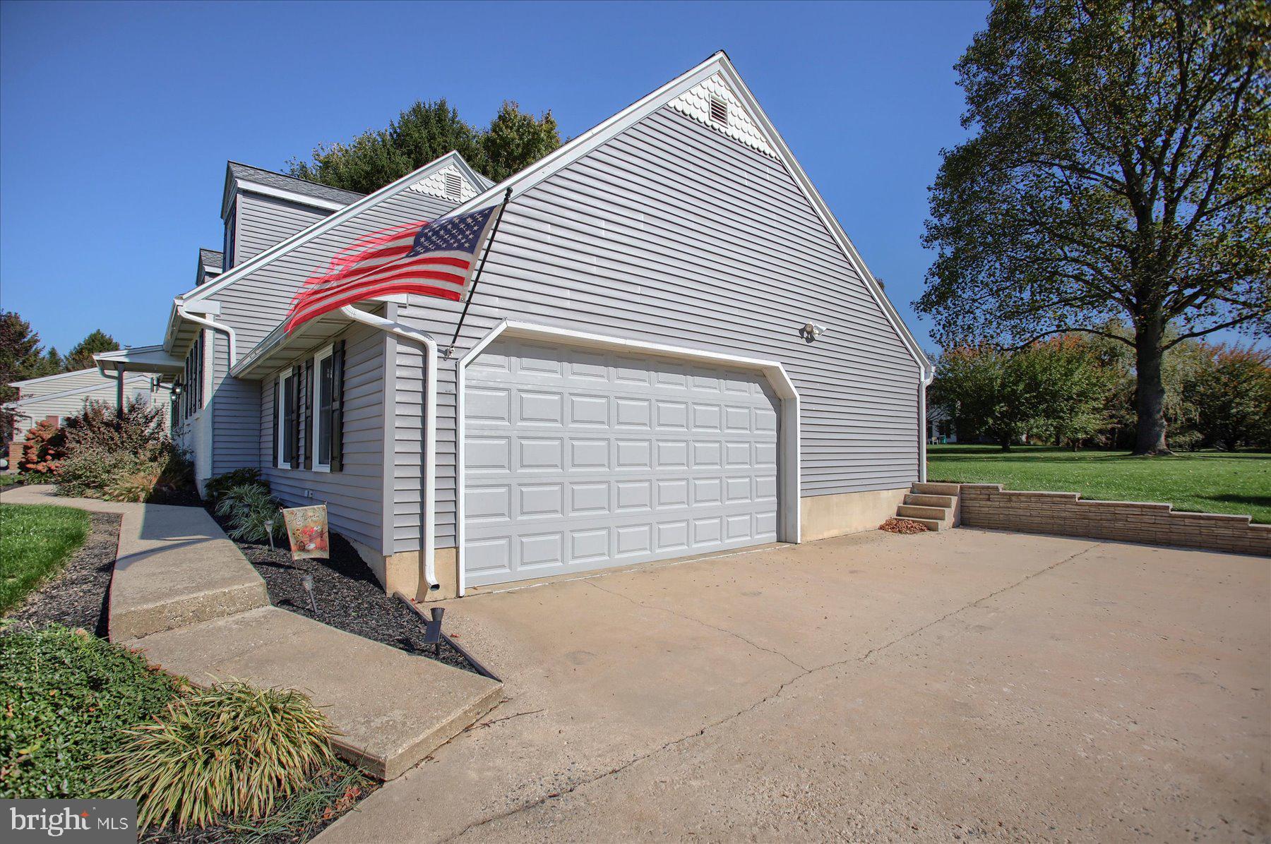 955 Clifton Heights Rd