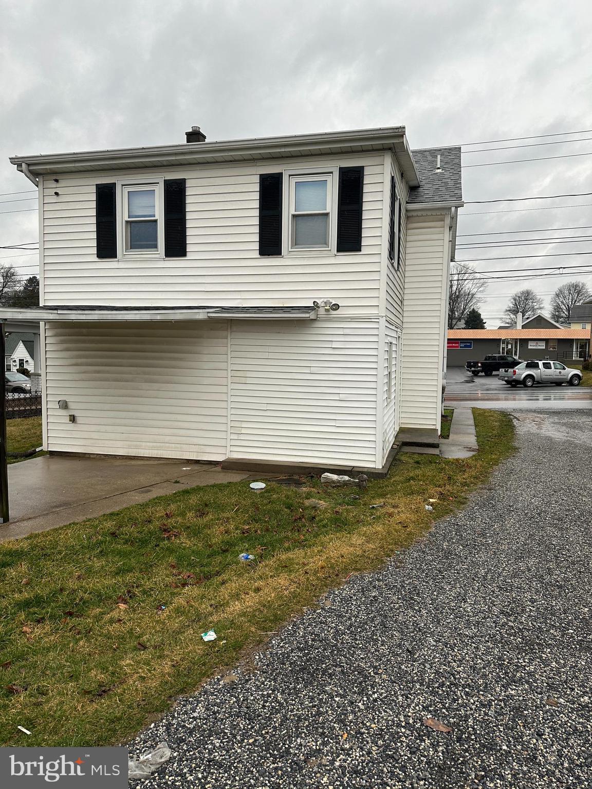 1630 E Chocolate Ave