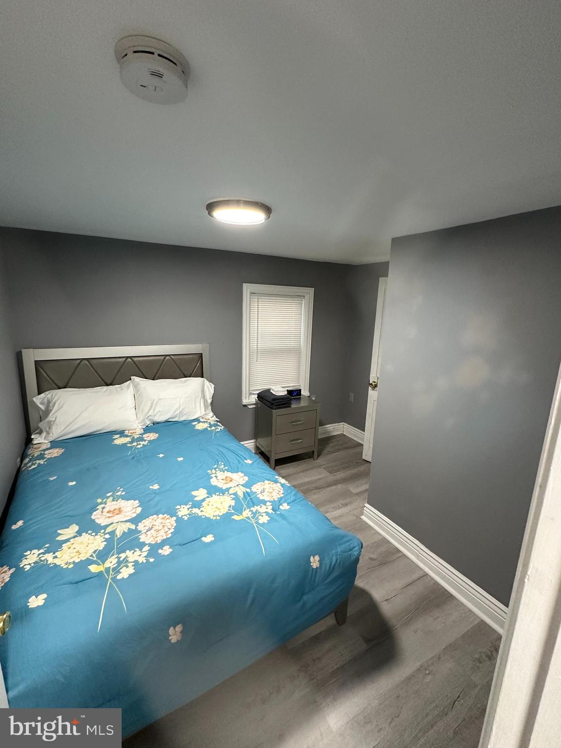 1630 E Chocolate Ave