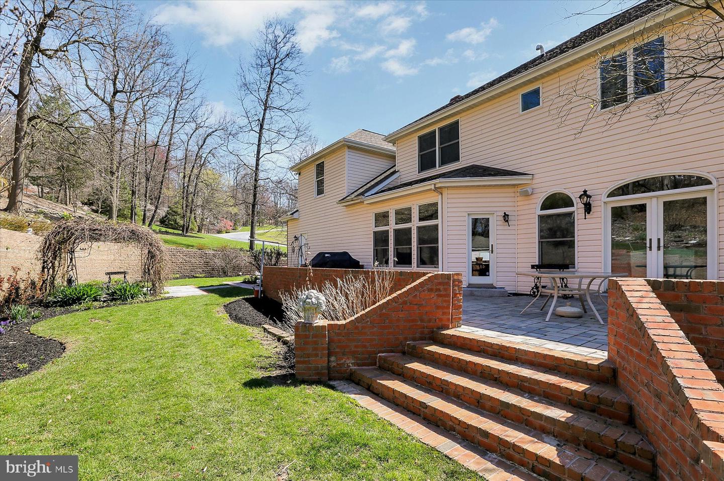 1671 Nottingham Dr