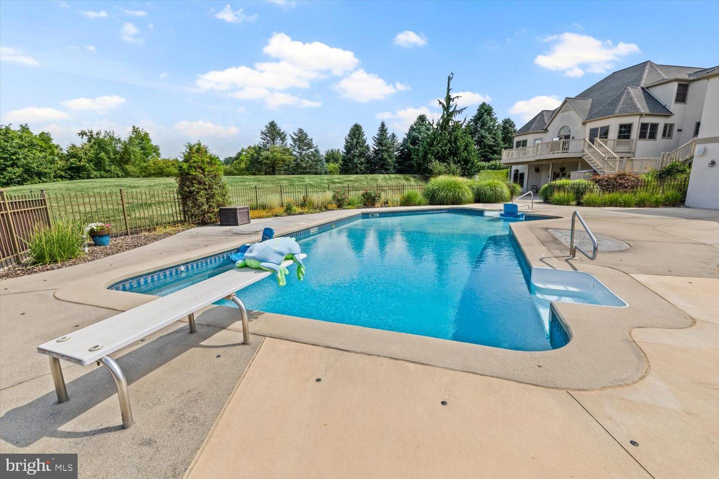 161 Apple Tree Rd