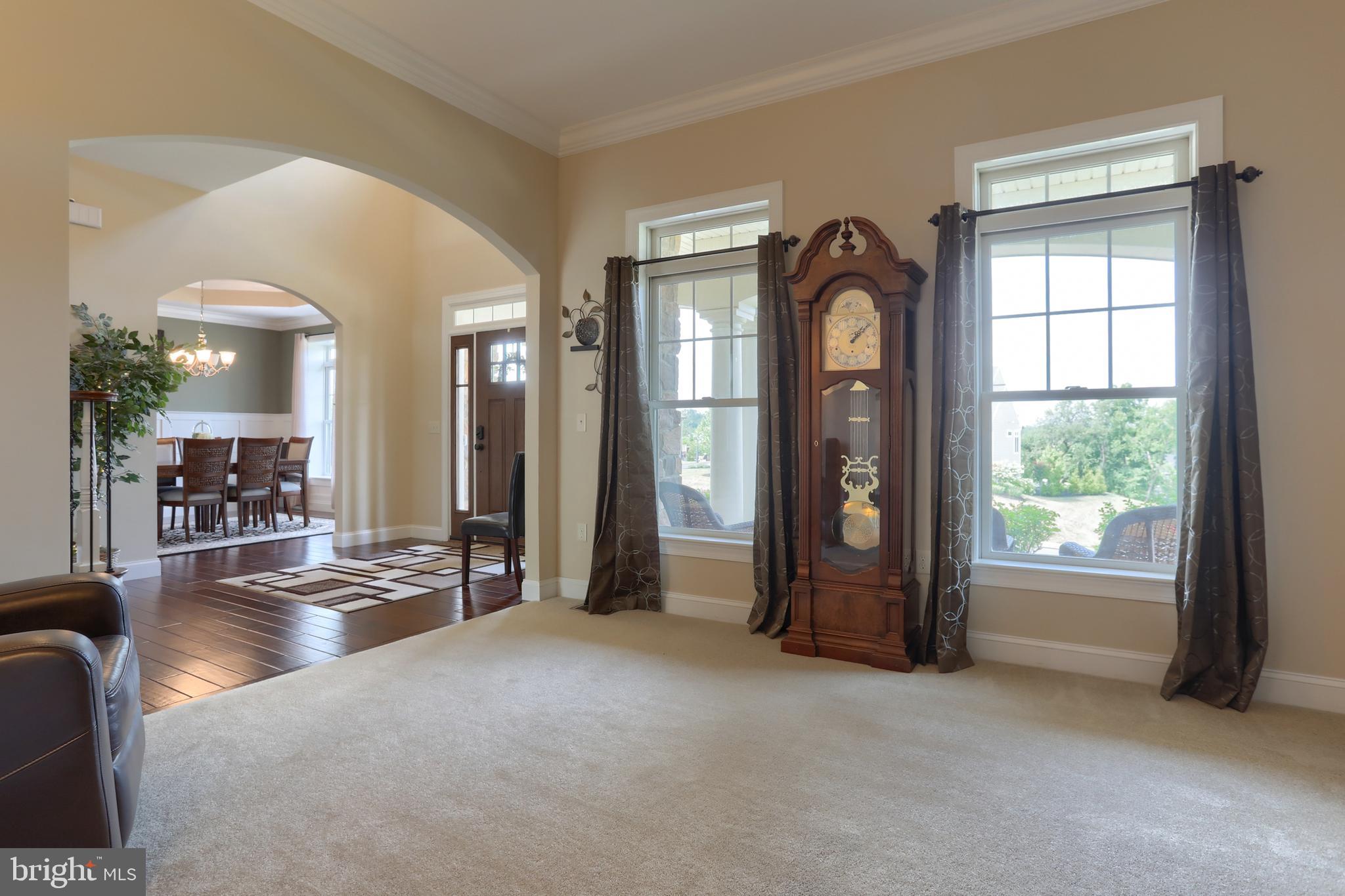 158 Willow Creek Ln
