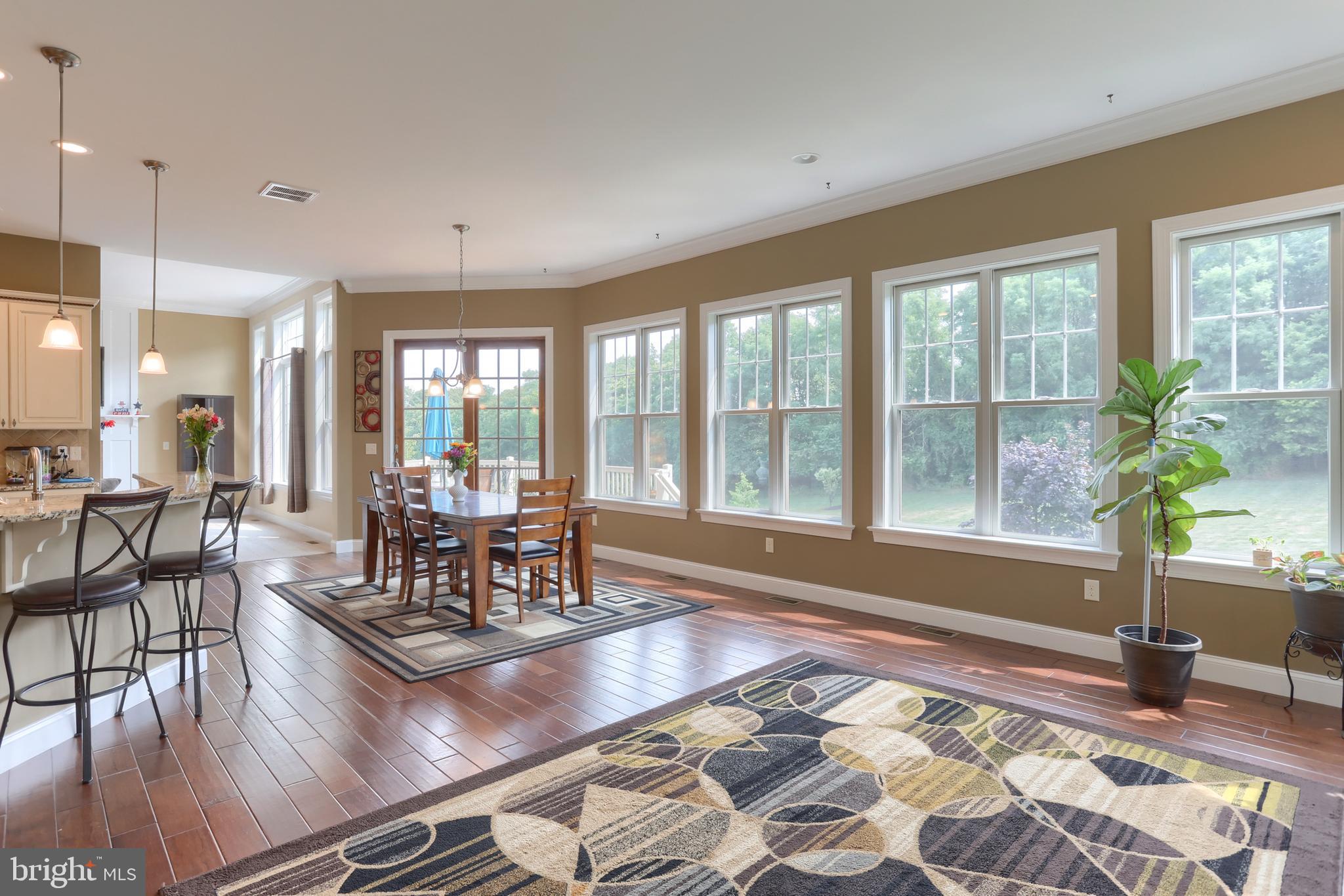 158 Willow Creek Ln
