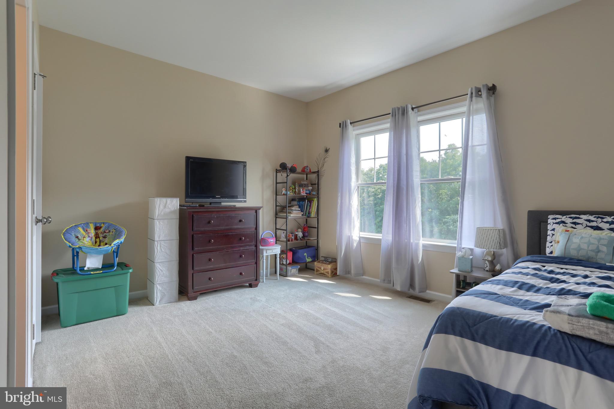 158 Willow Creek Ln