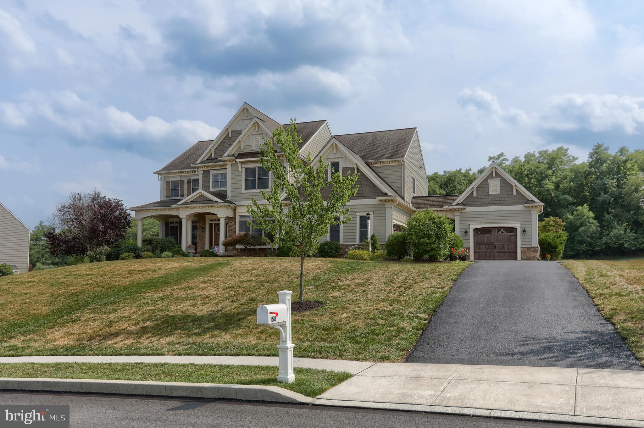 158 Willow Creek Ln