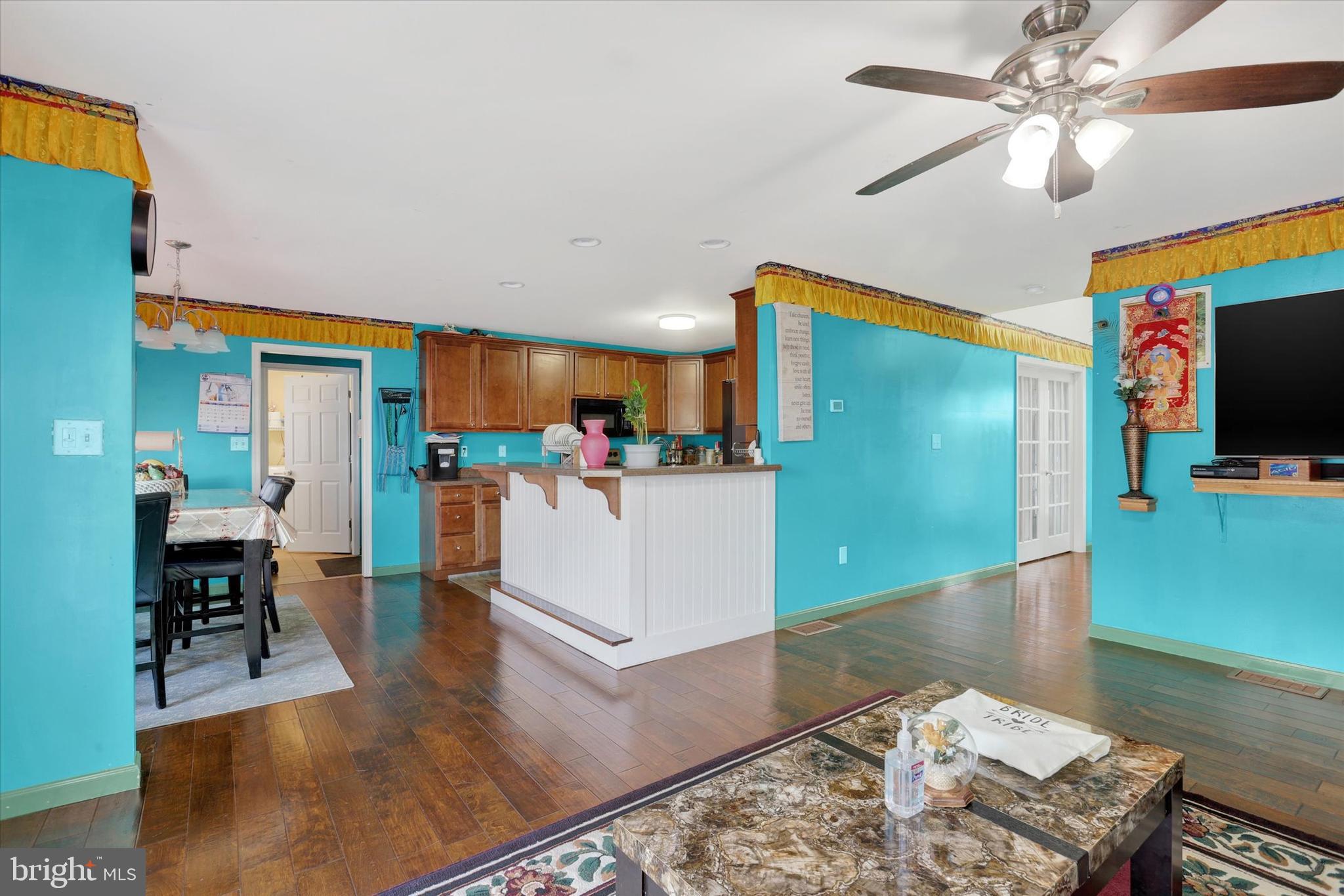 6249 Chatham Glenn Way N