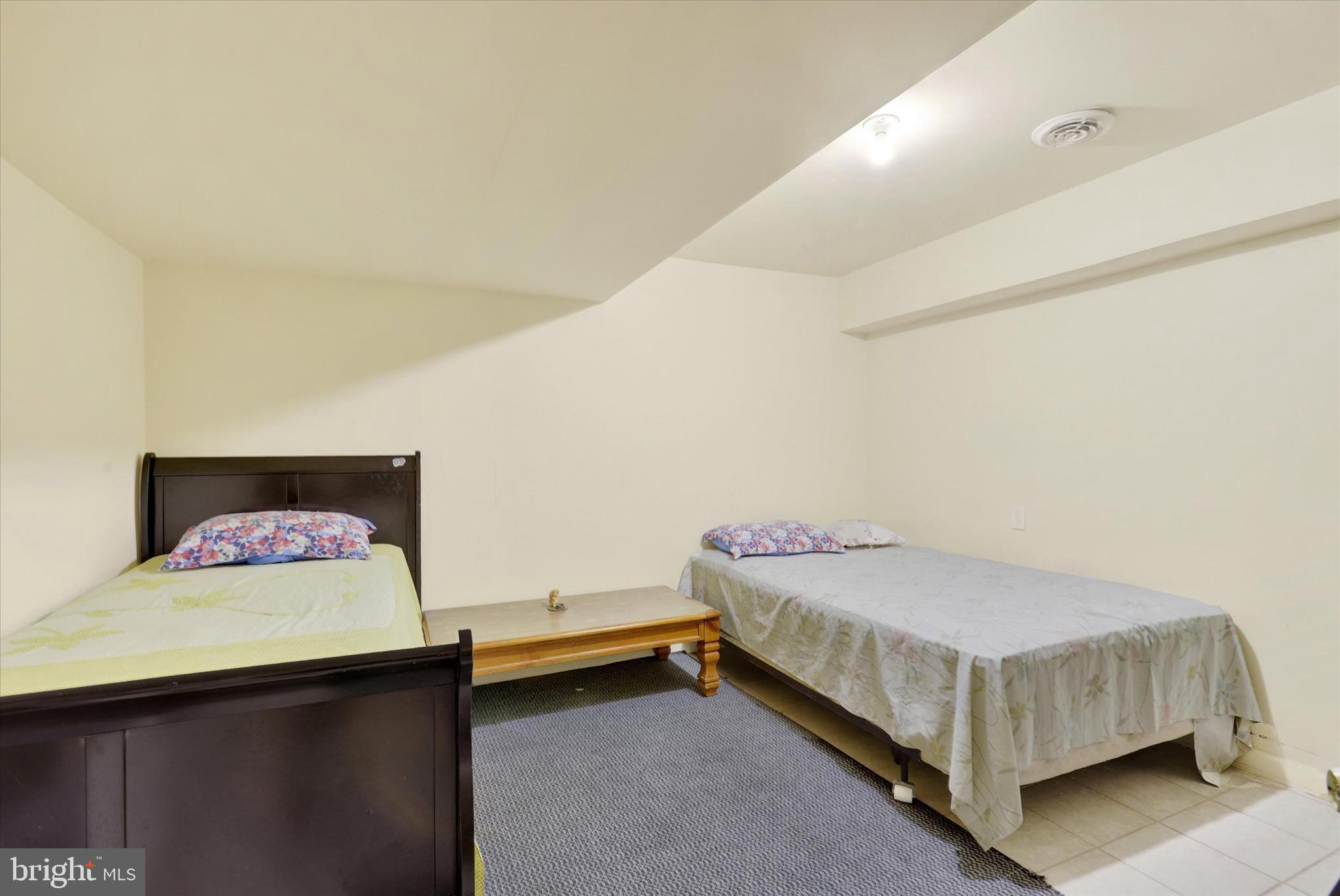 6249 Chatham Glenn Way N