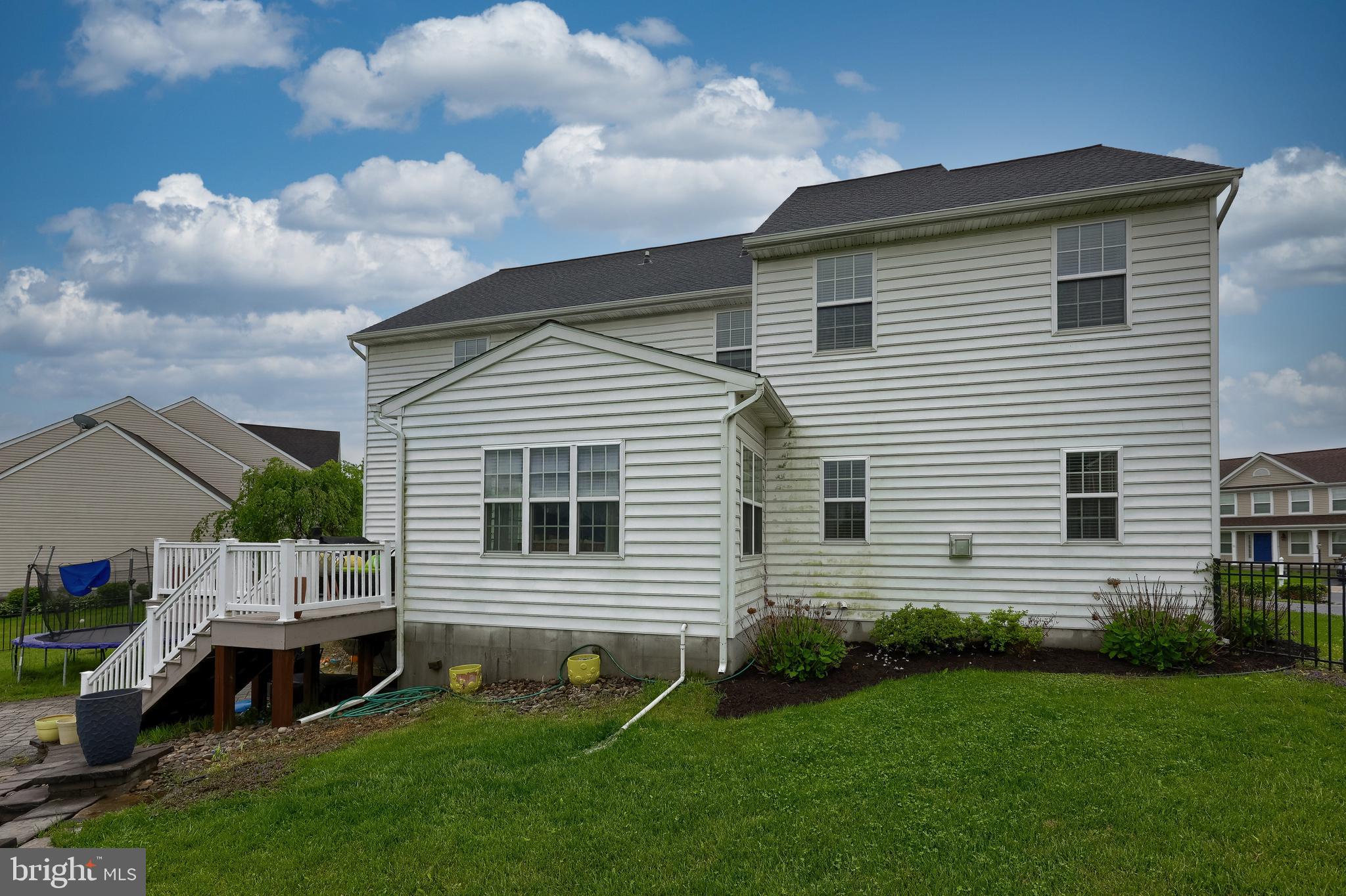 1889 CREEK VIEW DRIVE