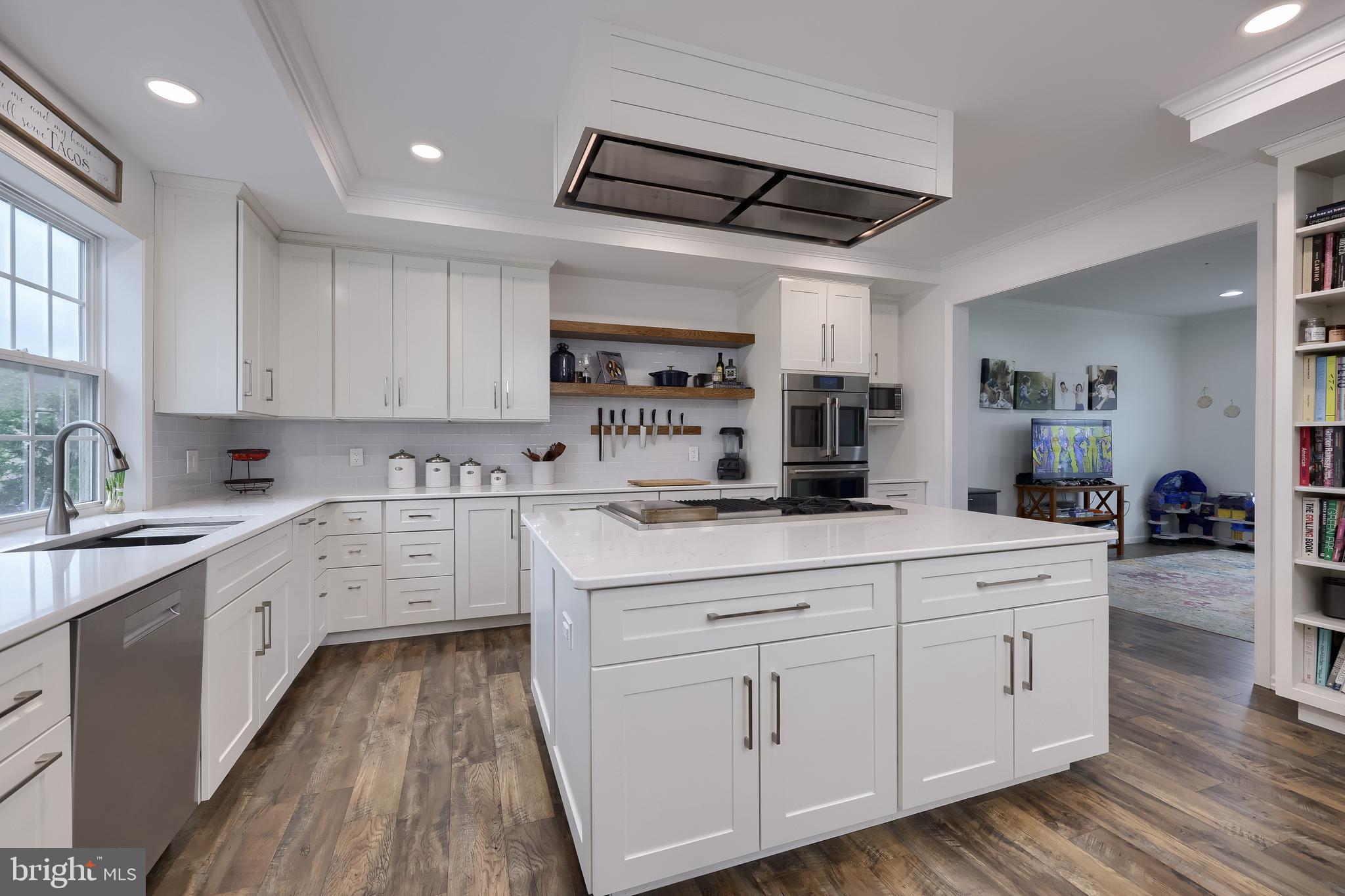 1889 CREEK VIEW DRIVE