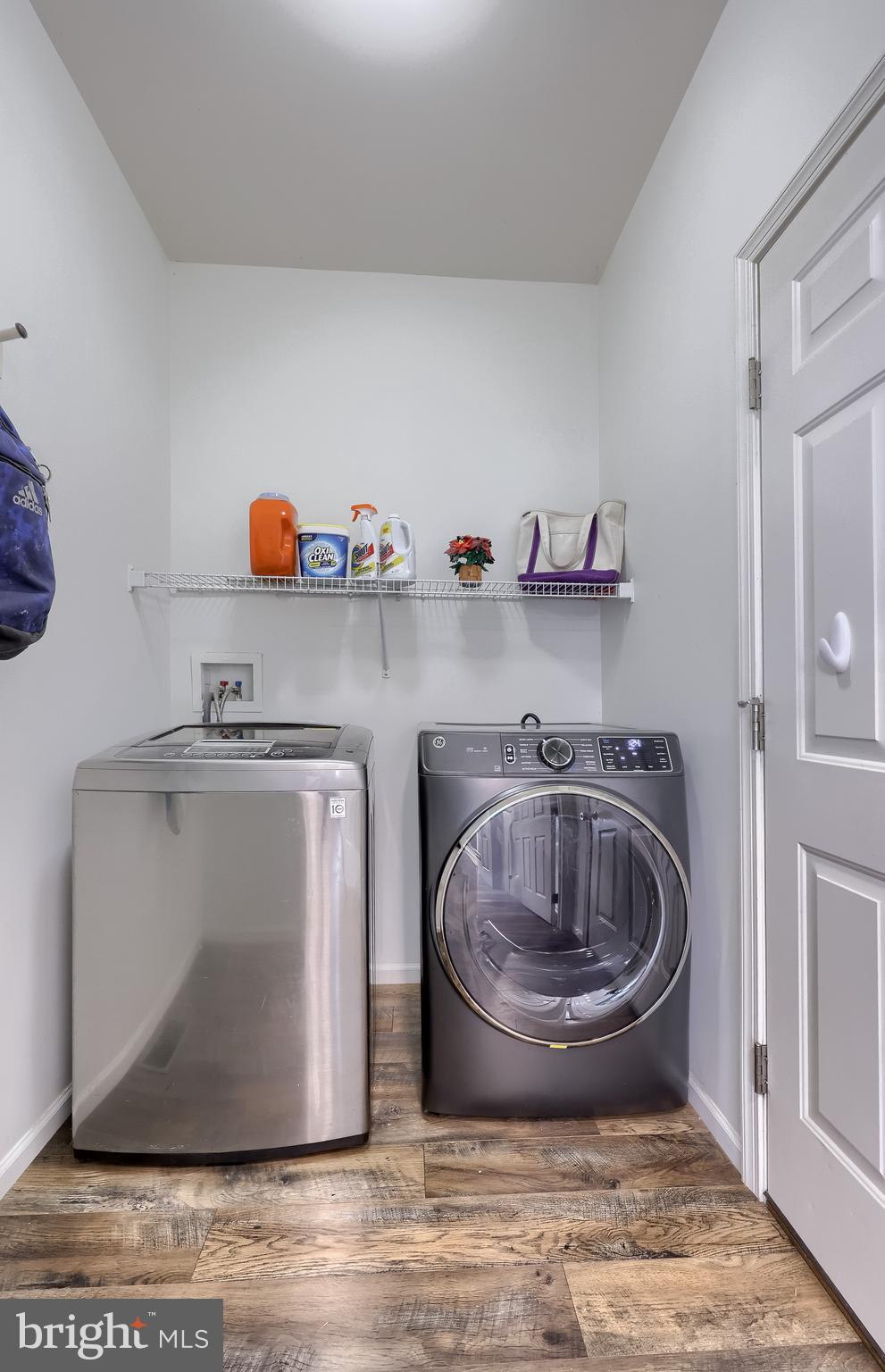 1889 CREEK VIEW DRIVE