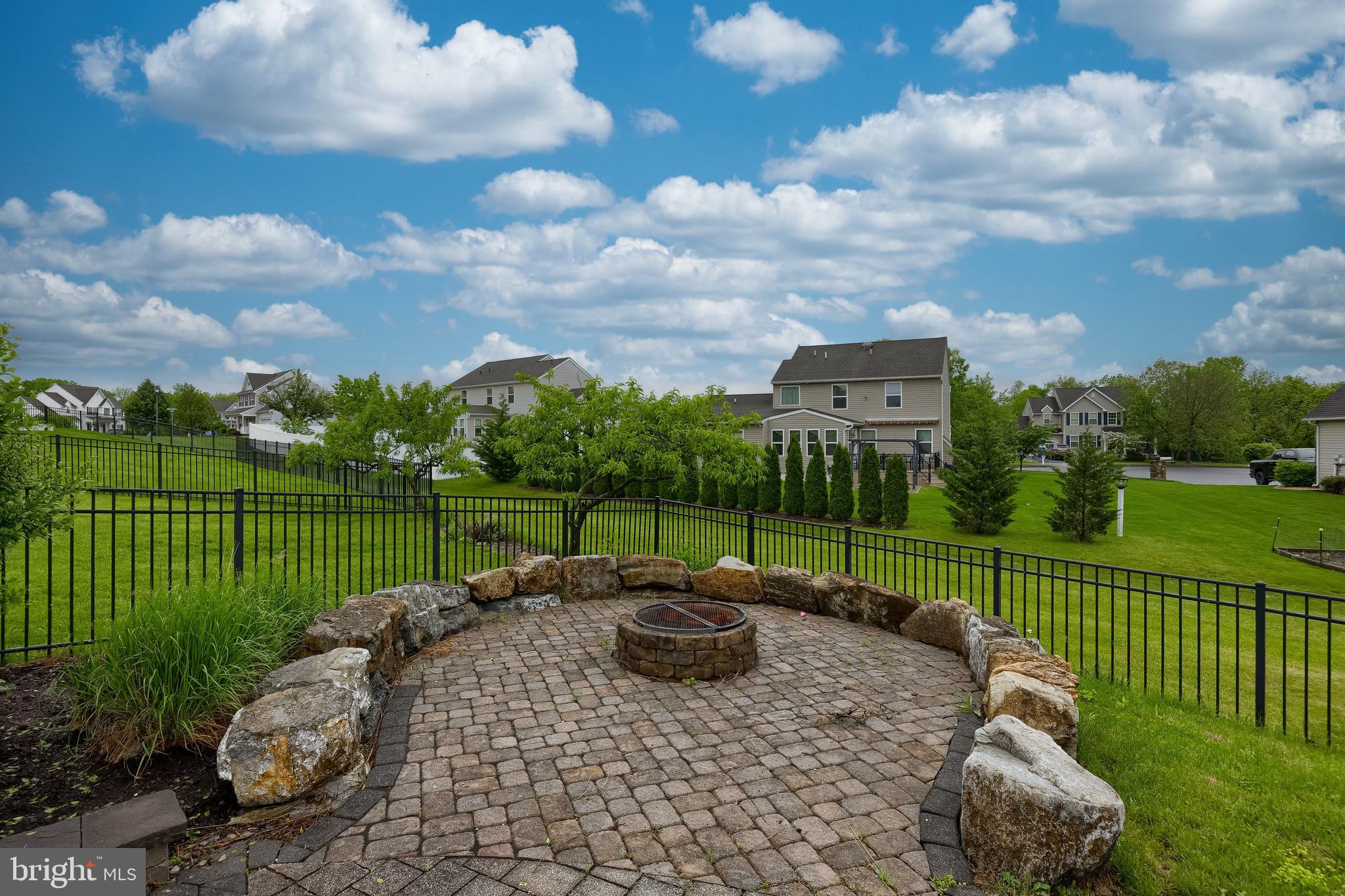 1889 CREEK VIEW DRIVE