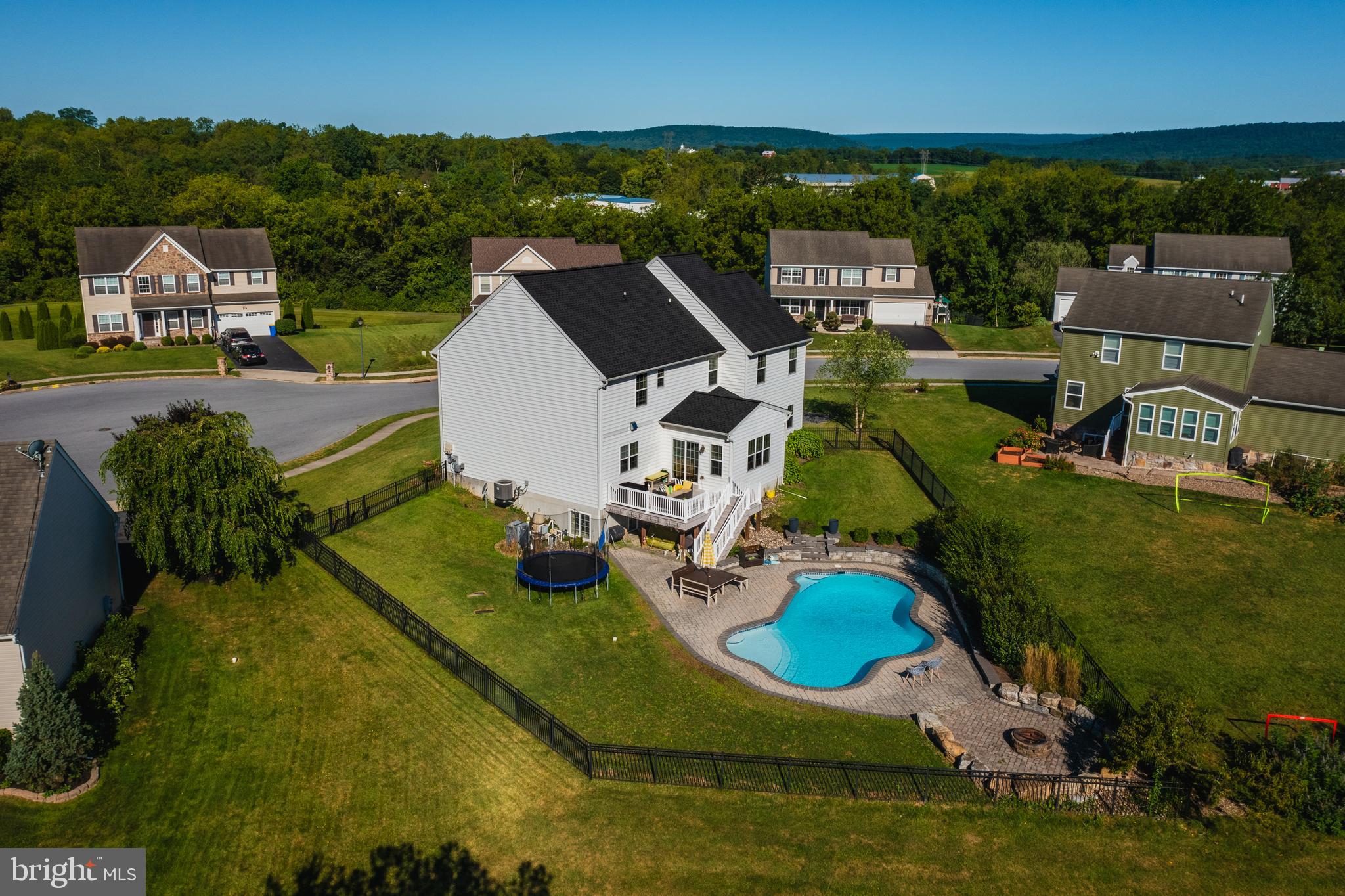 1889 CREEK VIEW DRIVE