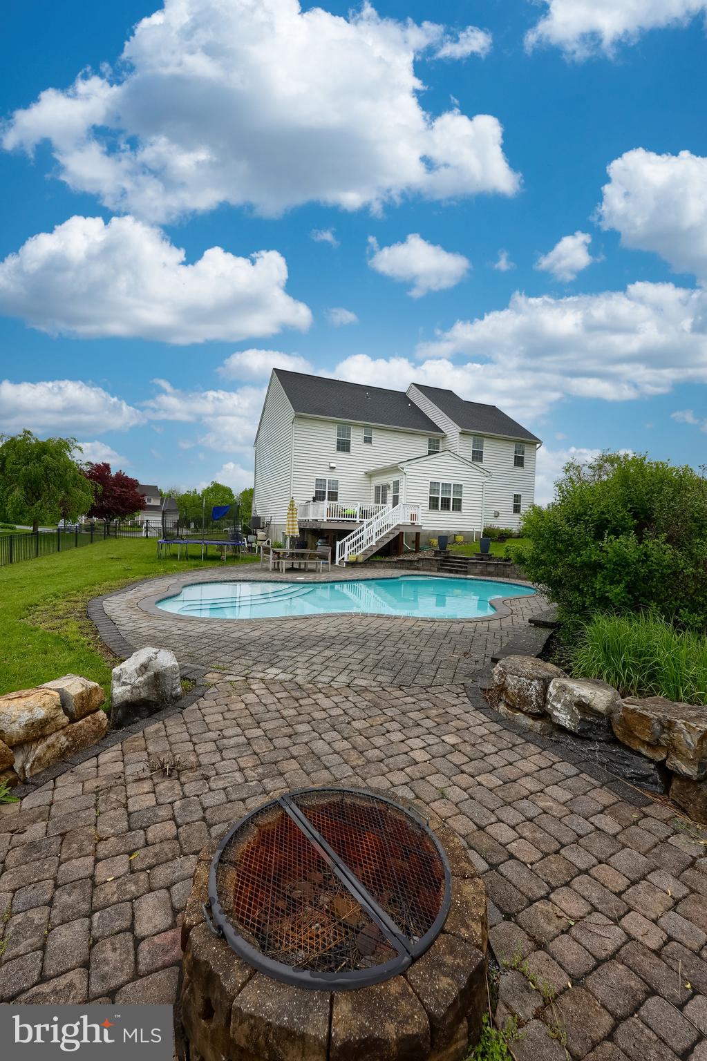 1889 CREEK VIEW DRIVE