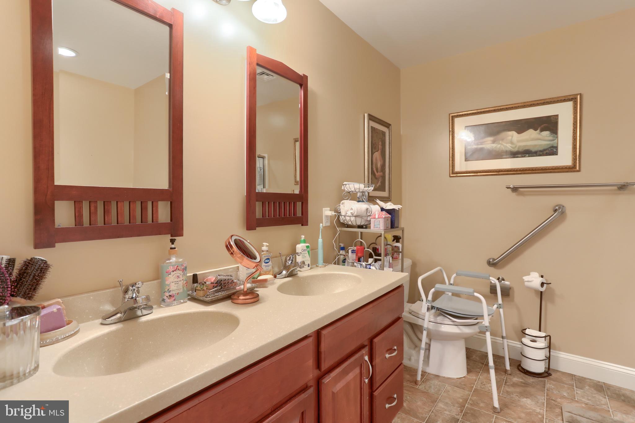 162 High Pointe Dr