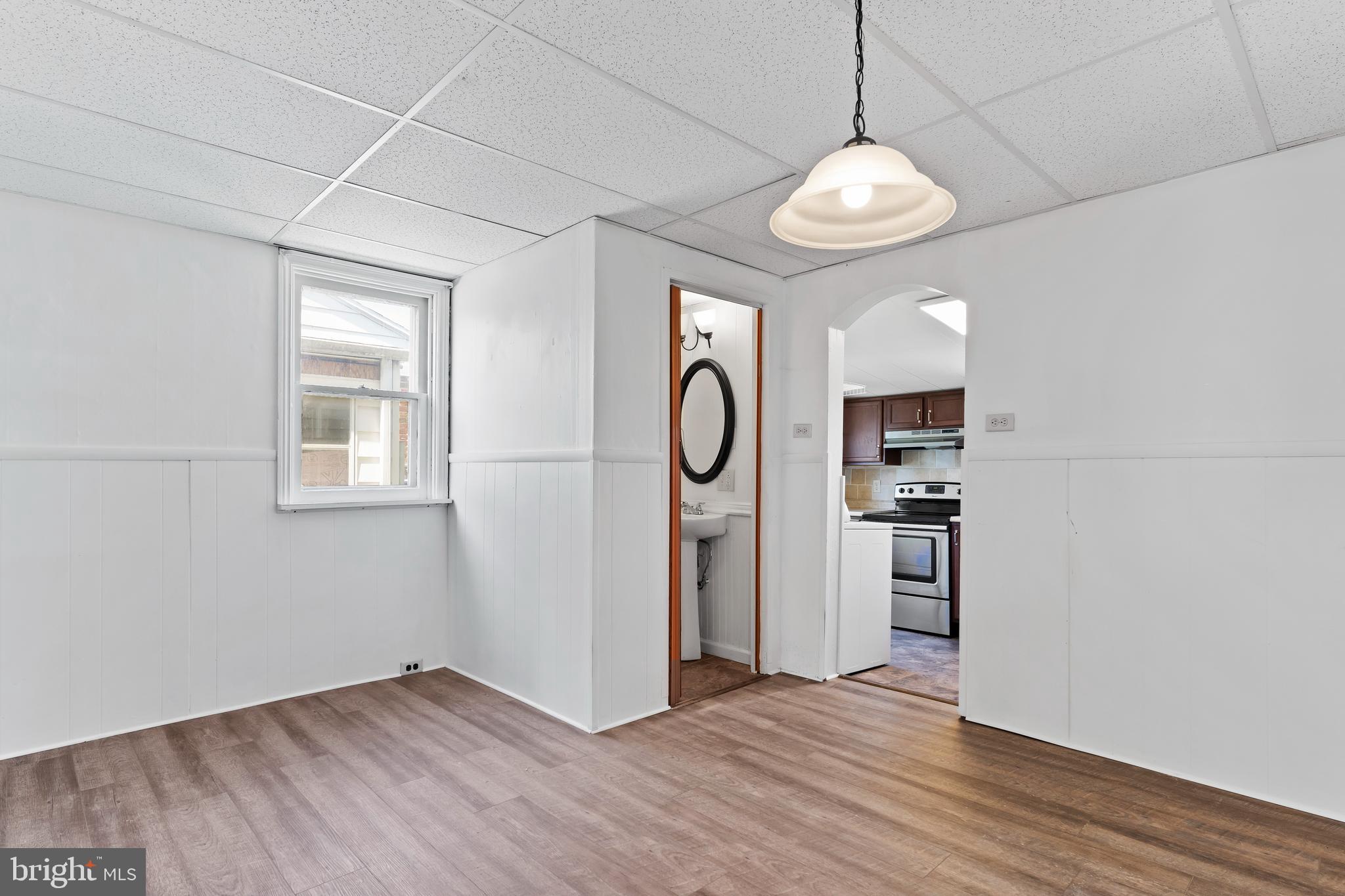 258 W 2ND STREET