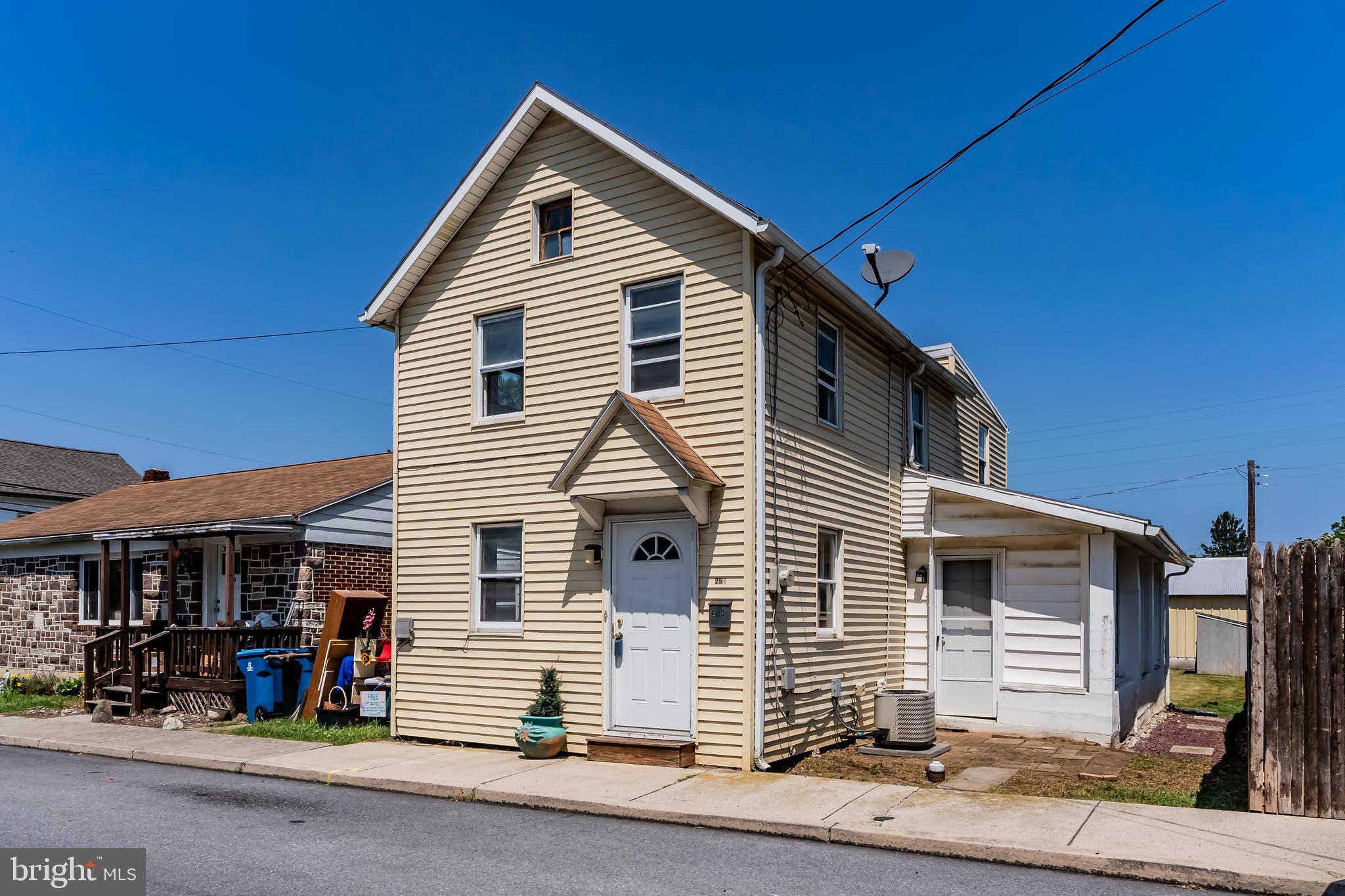 258 W 2ND STREET