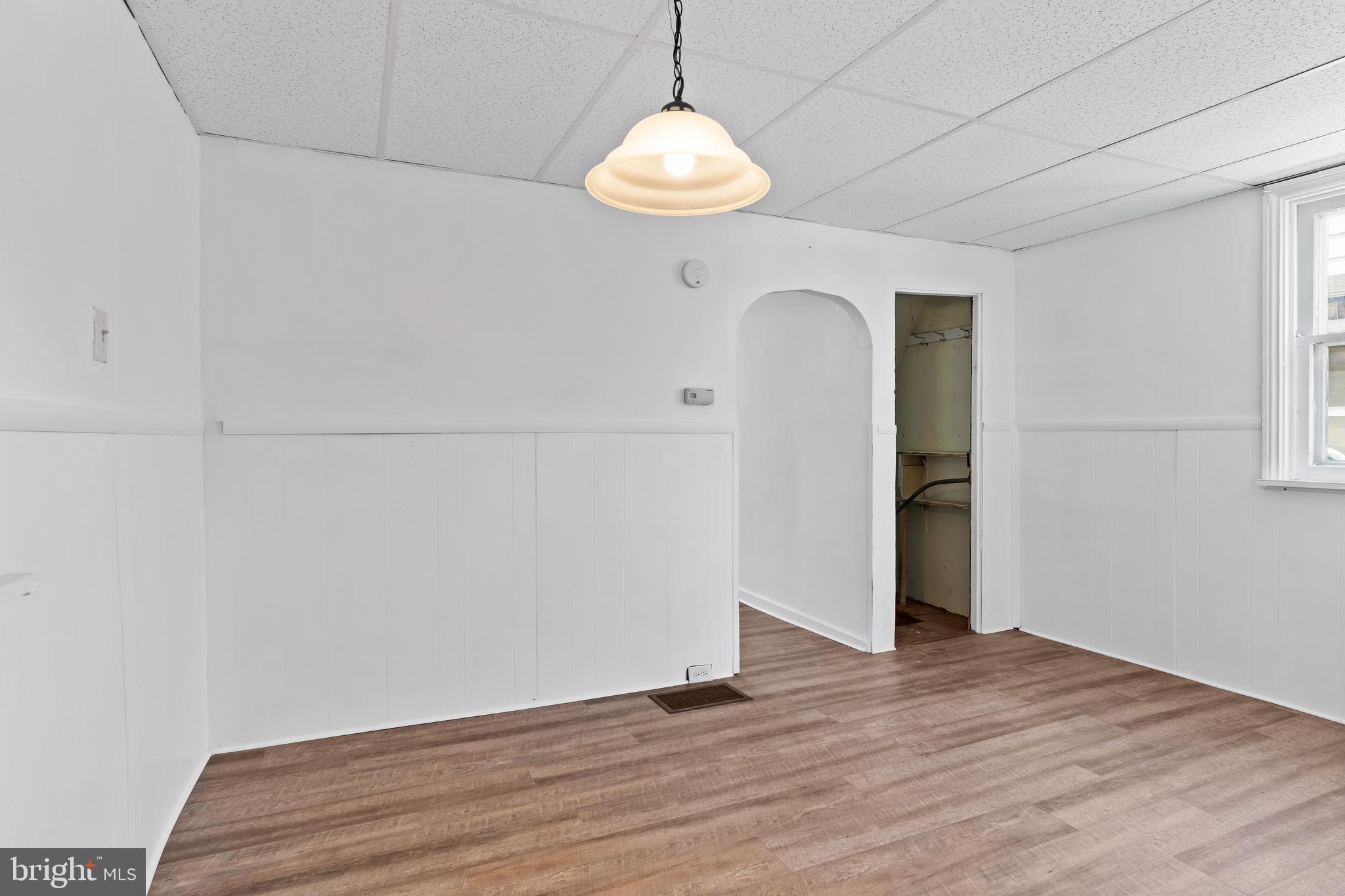 258 W 2ND STREET