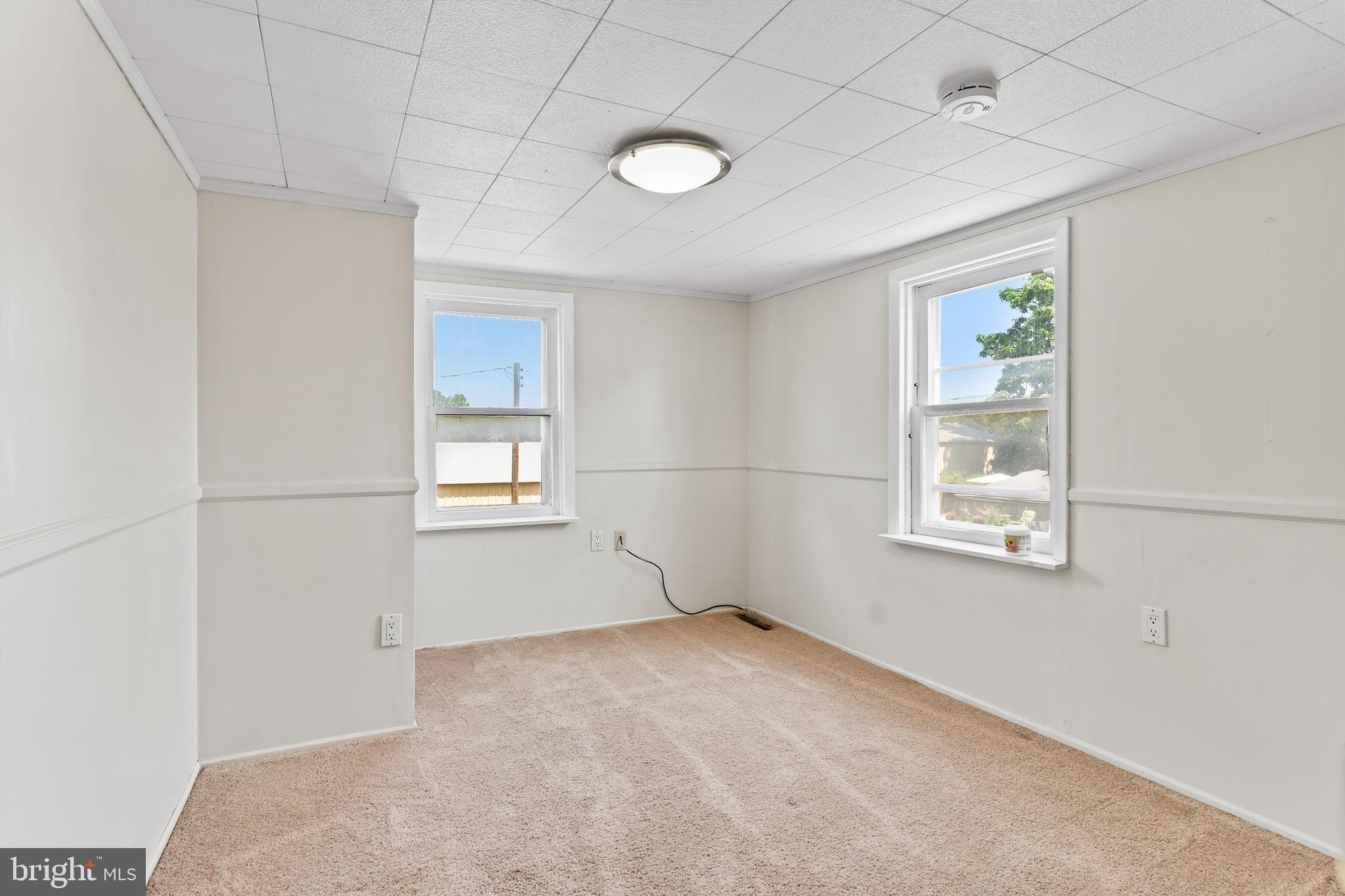 258 W 2ND STREET