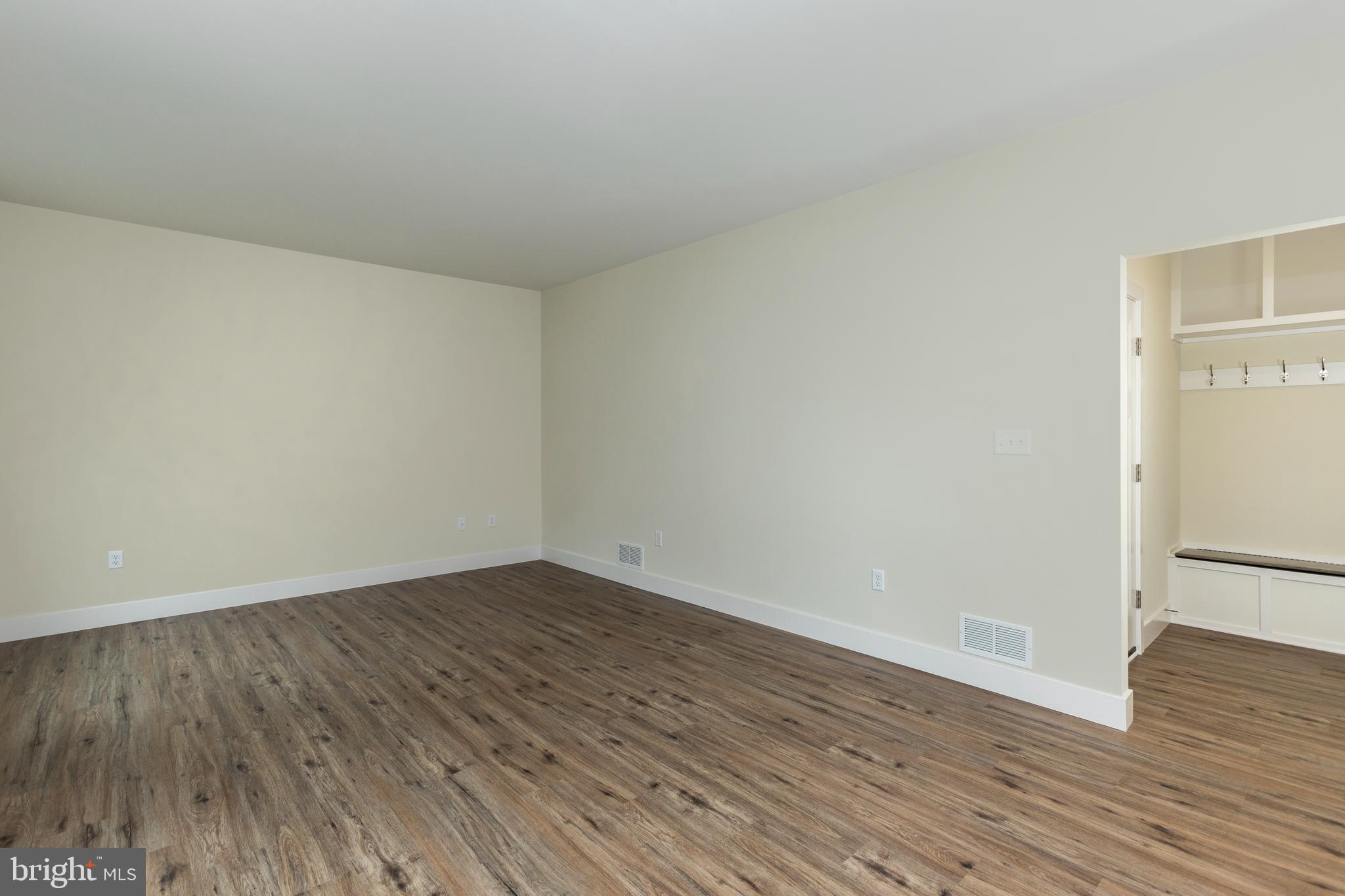 2312 CONTINENTAL DRIVE