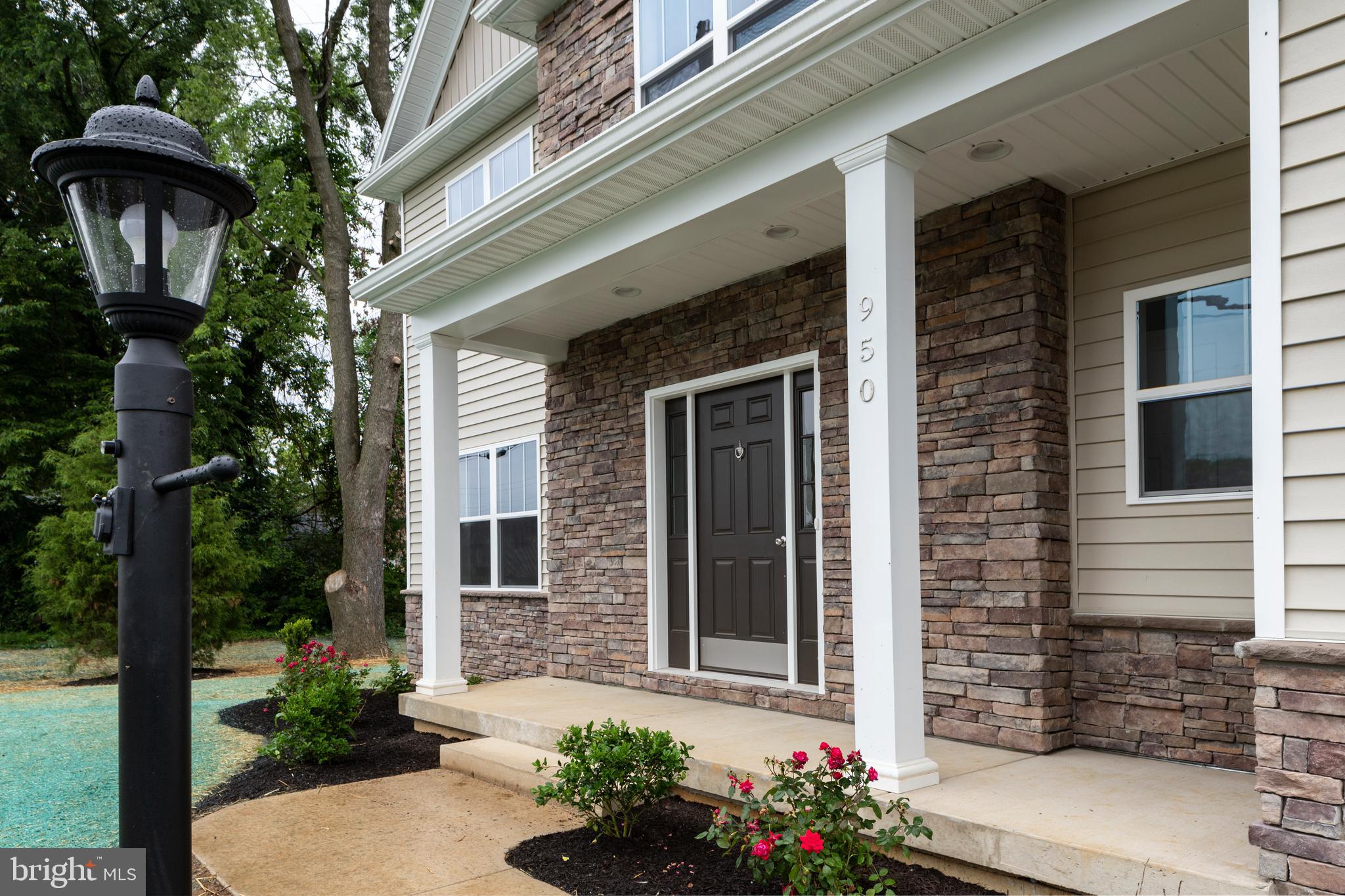 2312 CONTINENTAL DRIVE